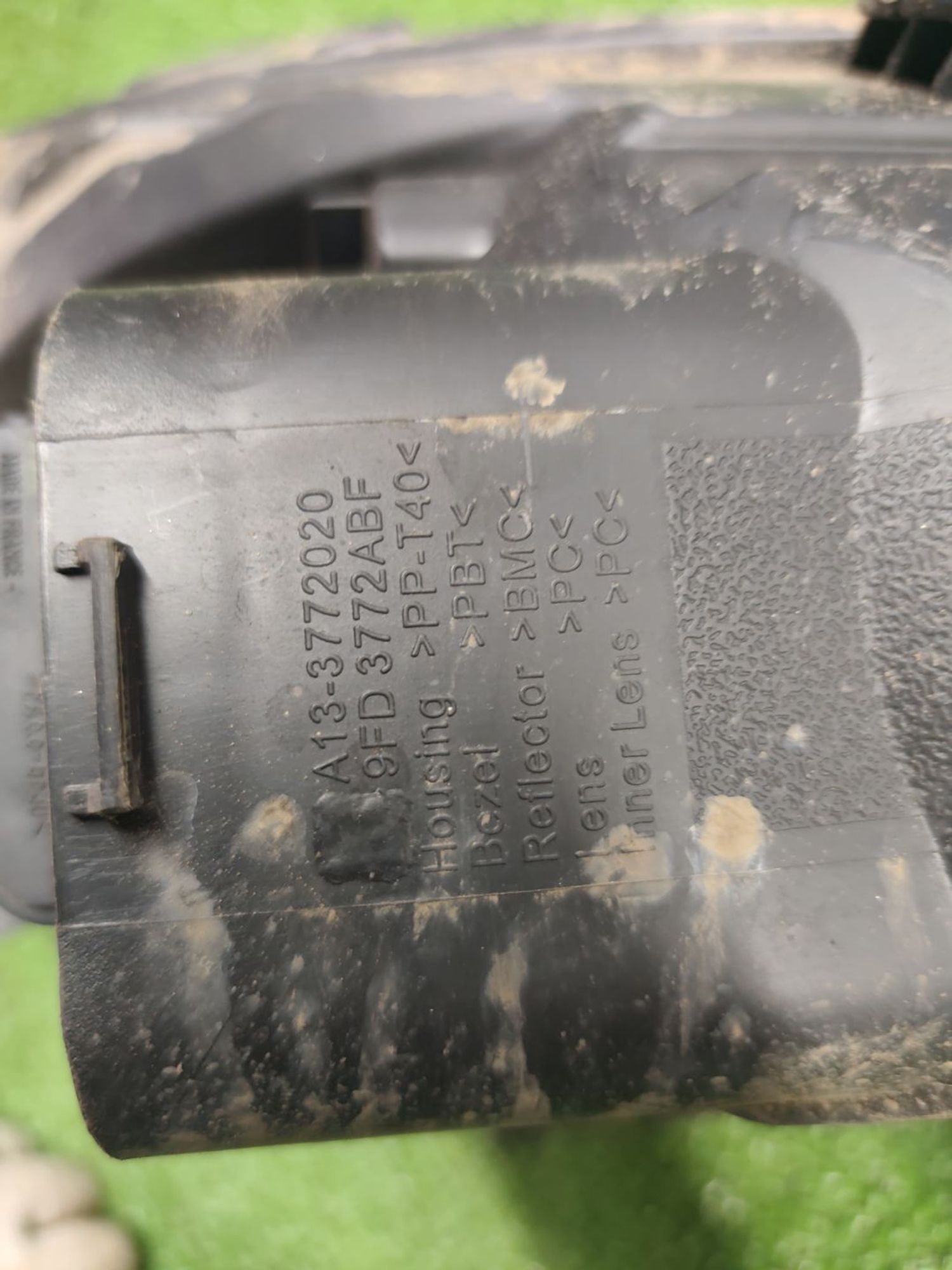 https://ycs.partsauto.market/partsauto-images/thmbs/userImages/cca1856e256b5441544f9aba03b424a6/part/fe3c584f-6f45-4188-bc6e-28eca1caa29c_1780742105010.jpg