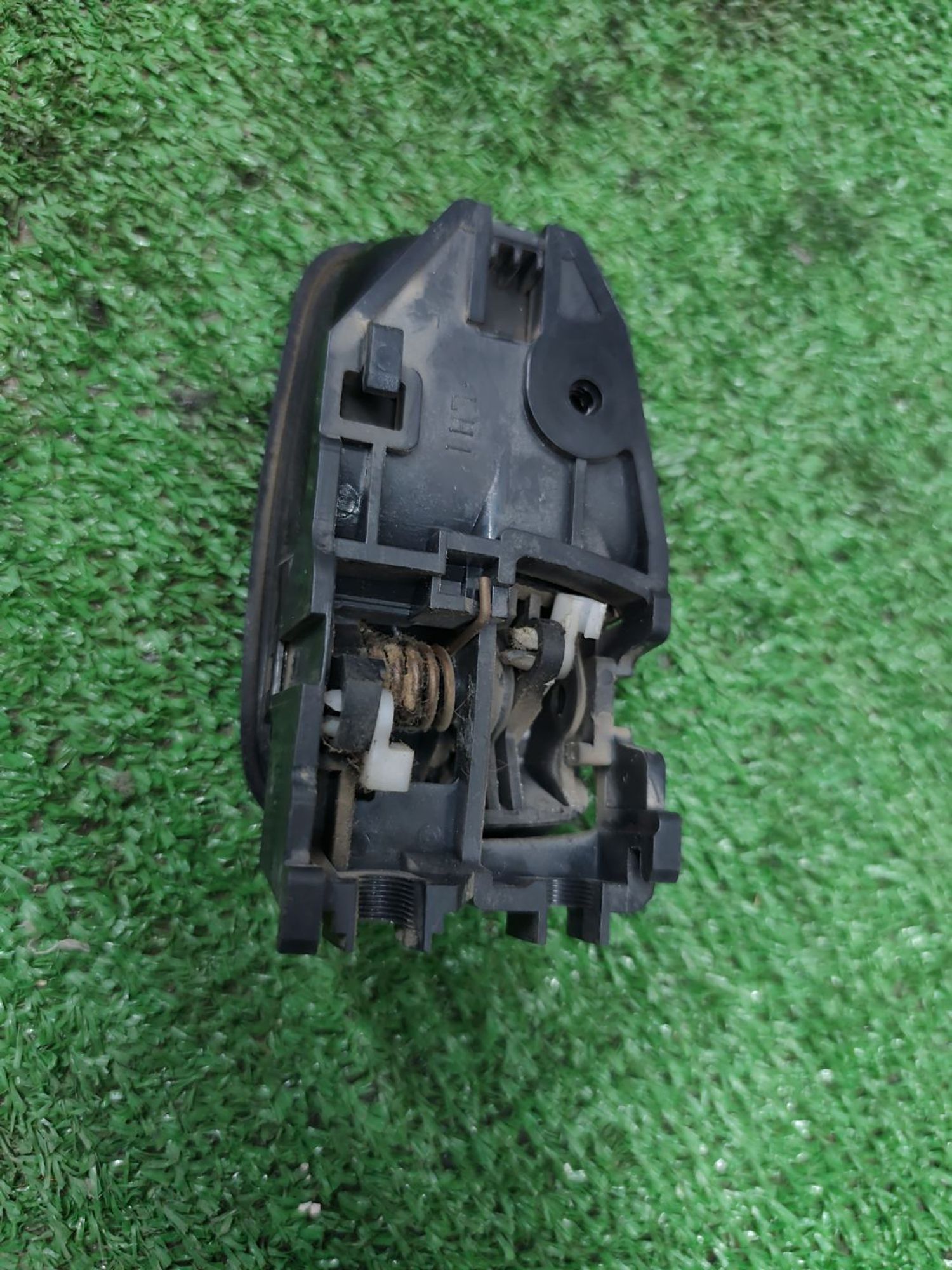 https://ycs.partsauto.market/partsauto-images/thmbs/userImages/cca1856e256b5441544f9aba03b424a6/part/fe5f3923-bc9c-4b3f-8ce9-b315e399d730_1779256294198.jpg