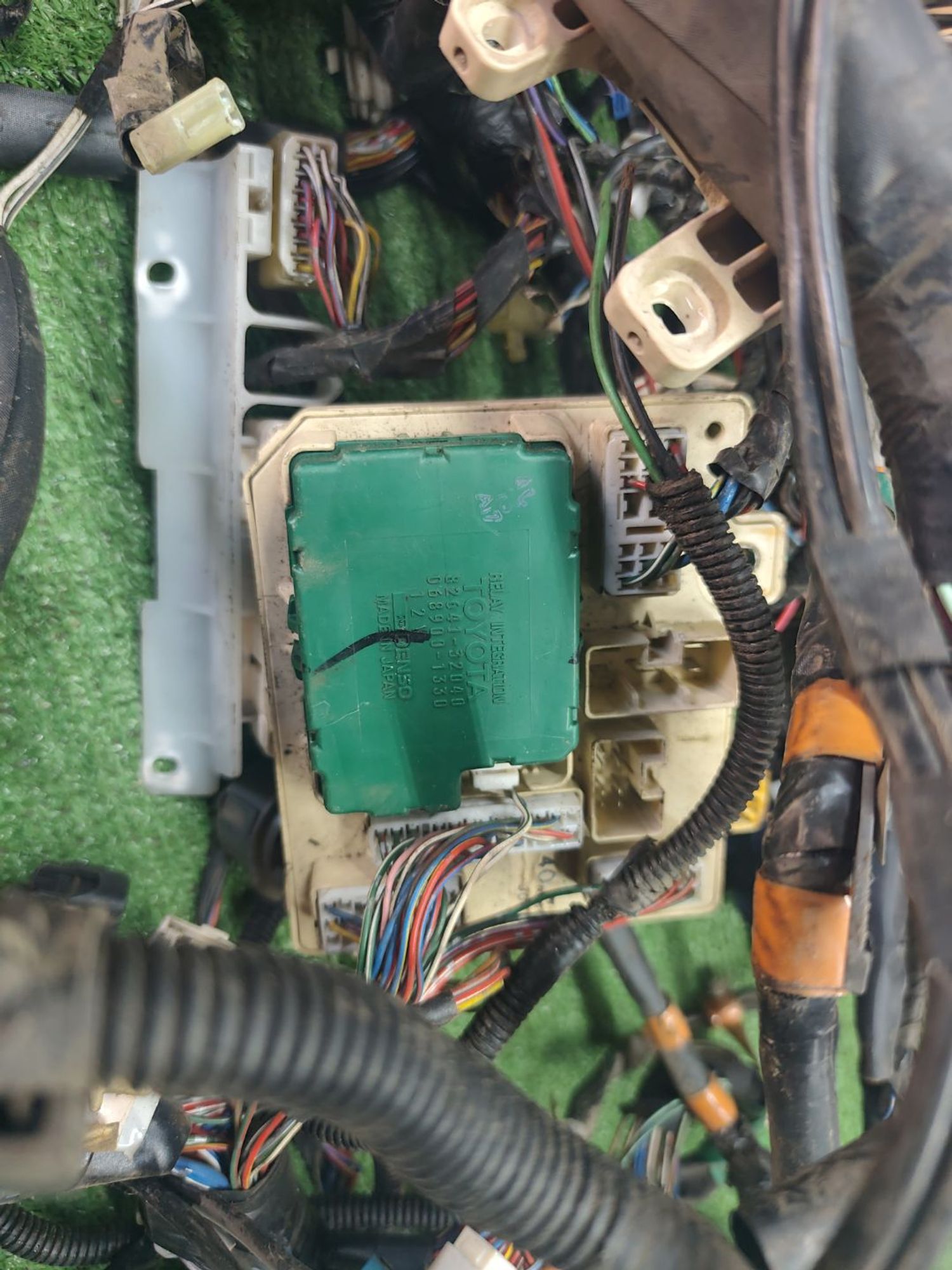 https://ycs.partsauto.market/partsauto-images/thmbs/userImages/cca1856e256b5441544f9aba03b424a6/part/fef56454-960a-4c23-a673-b87c2efc85a1_1787039258587.jpg