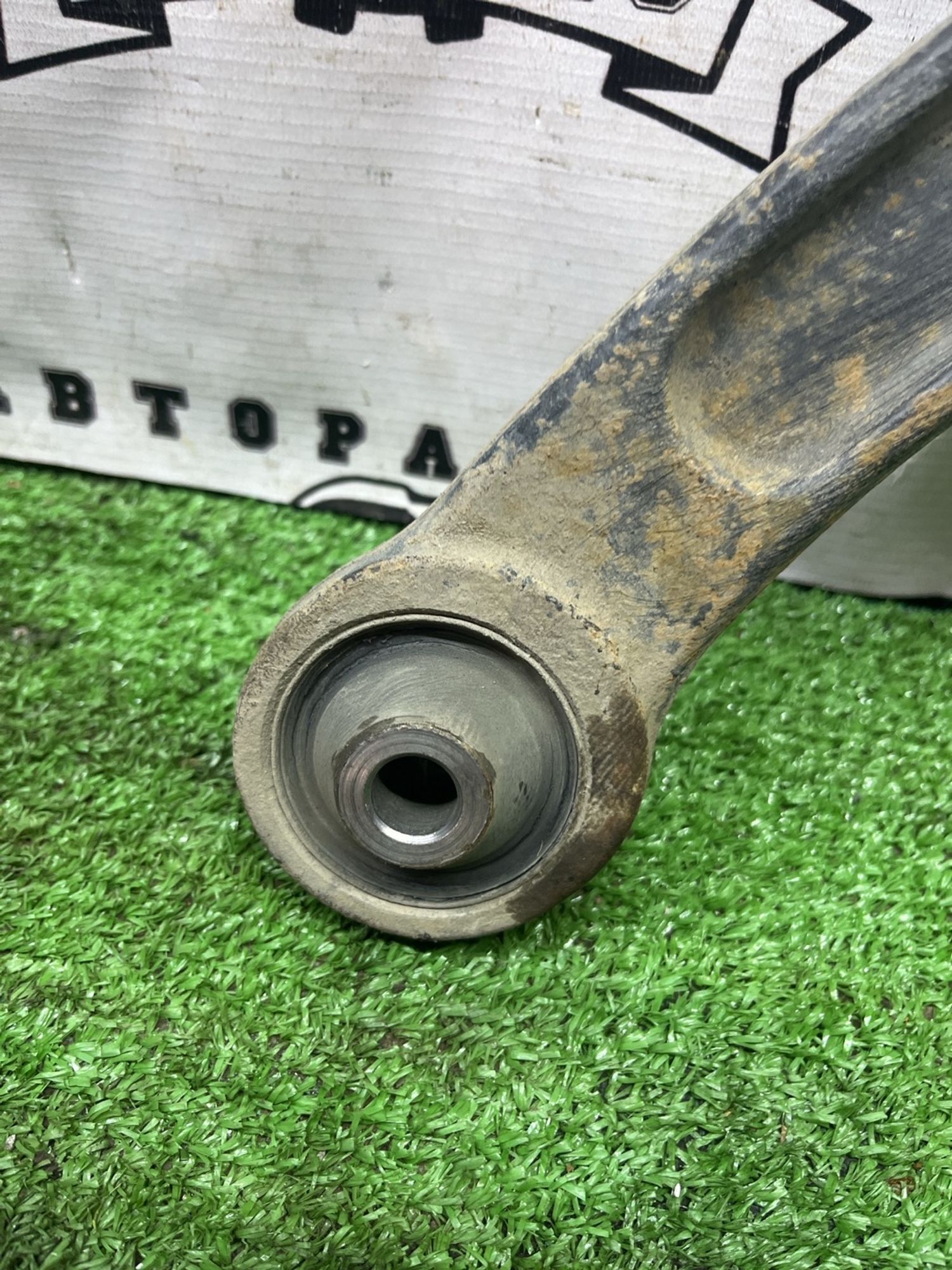 https://ycs.partsauto.market/partsauto-images/thmbs/userImages/cca1856e256b5441544f9aba03b424a6/part/ff8c7886-05b0-4c10-8e0c-2dd6dedd6954_1777886849130.jpg