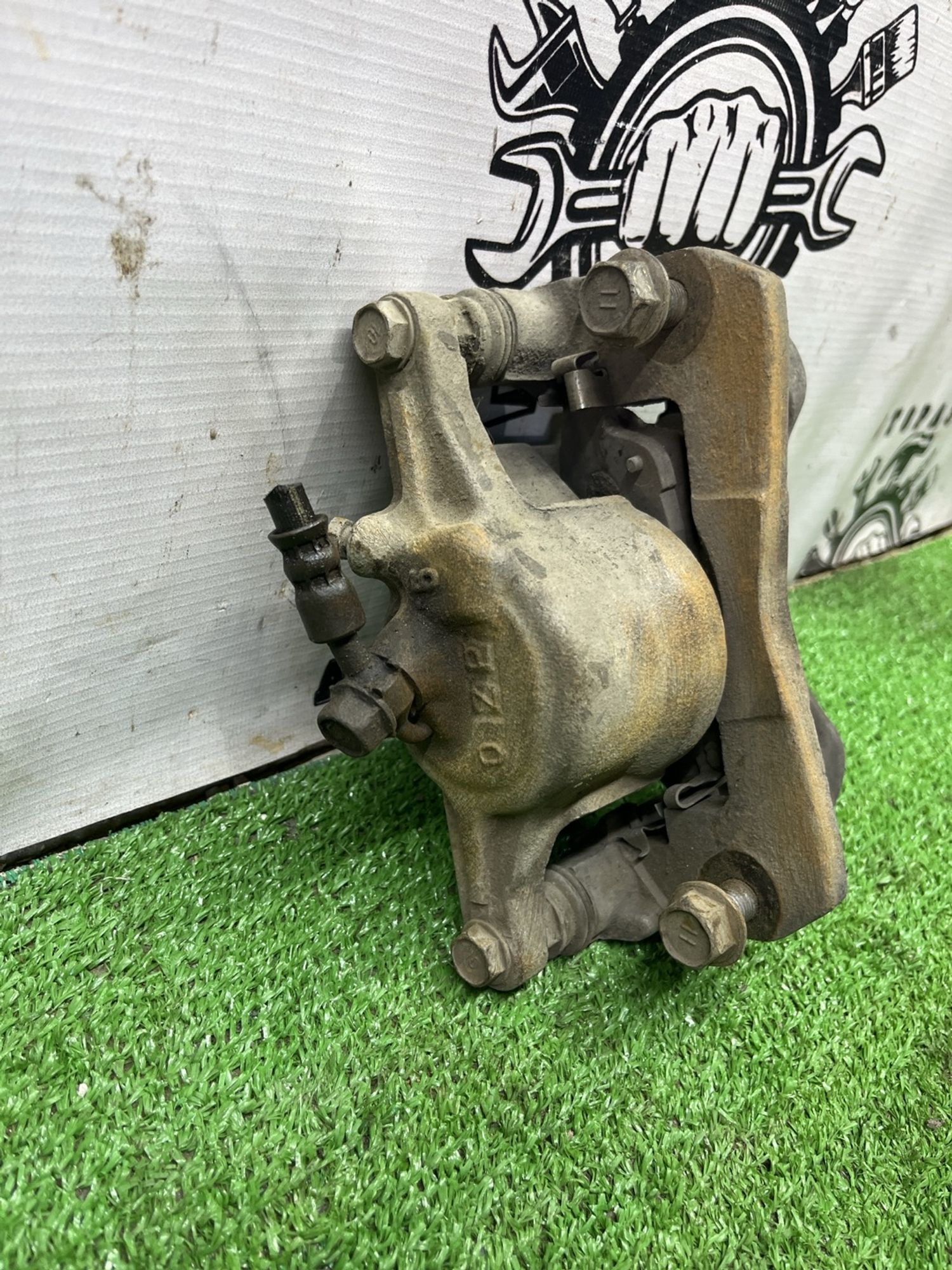 https://ycs.partsauto.market/partsauto-images/thmbs/userImages/cca1856e256b5441544f9aba03b424a6/part/ff99436f-105f-439e-868c-90c61e6ec82d_1775373375008.jpg
