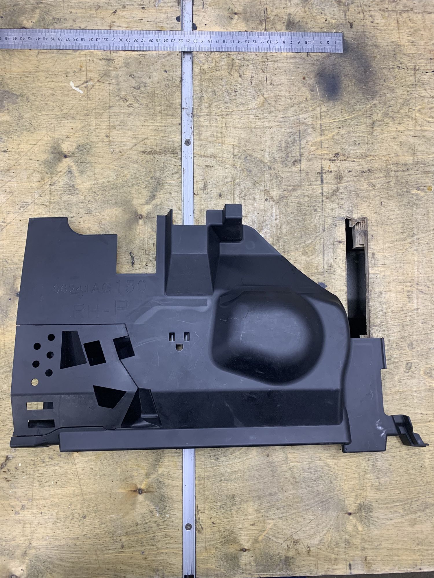 https://ycs.partsauto.market/partsauto-images/thmbs/userImages/cmPgShUU0kg01826C3da781F8VZ2/part/d23a7572-bad7-415a-a88d-830c70076777_1716368800615.jpg