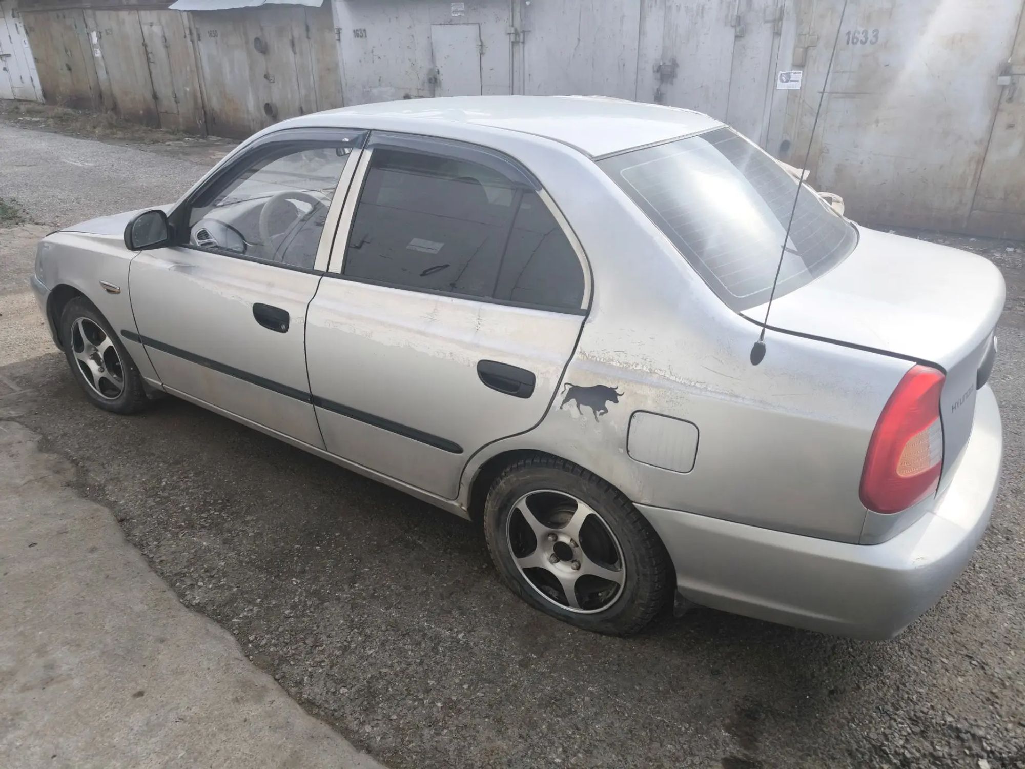https://ycs.partsauto.market/partsauto-images/thmbs/userImages/d89d66a30f14dbad161fb7a986aa0fe5/car/b0d827d6-6f38-4193-9371-669047f4b9e1_1782408371820.jpg