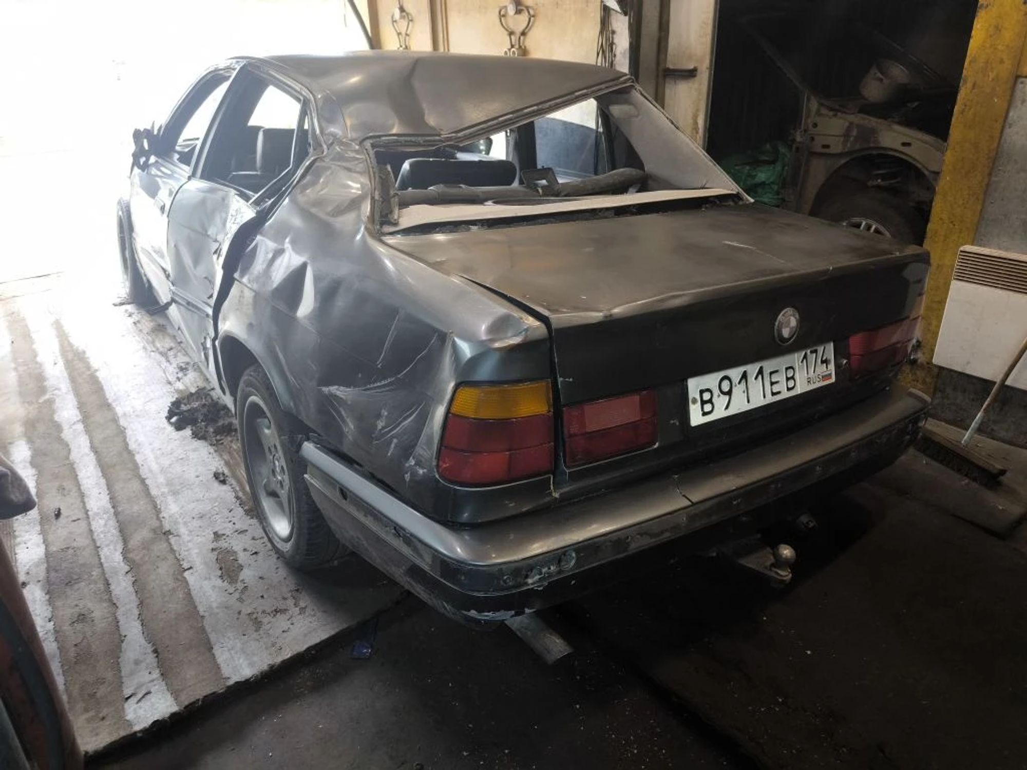 https://ycs.partsauto.market/partsauto-images/thmbs/userImages/d89d66a30f14dbad161fb7a986aa0fe5/car/c59afdd6-19b5-4df3-b13e-92113f73b181_1780232242508.jpg