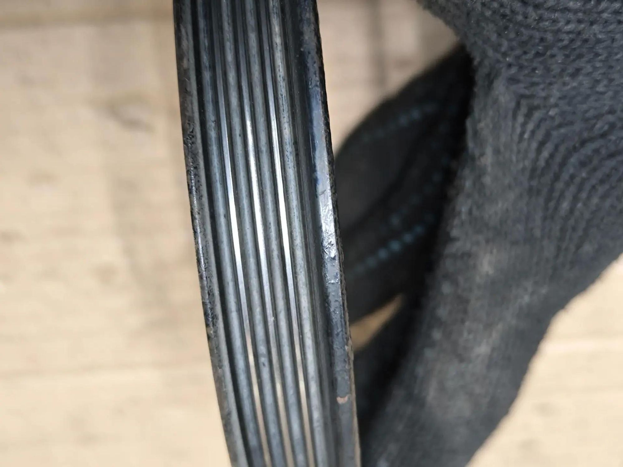 https://ycs.partsauto.market/partsauto-images/thmbs/userImages/d89d66a30f14dbad161fb7a986aa0fe5/part/02a254f6-083f-499a-938a-248883281802_1786943063474.jpg