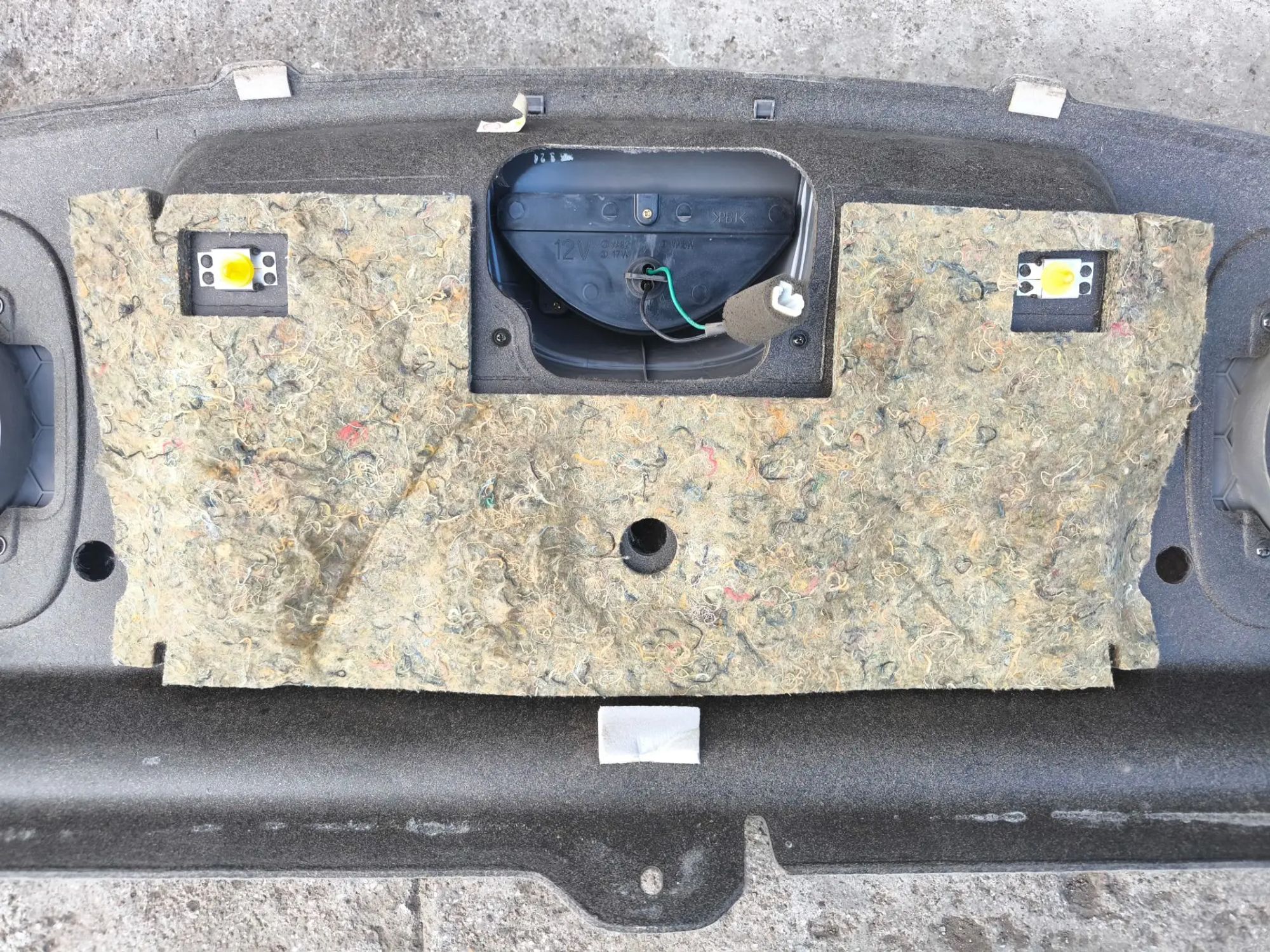 https://ycs.partsauto.market/partsauto-images/thmbs/userImages/d89d66a30f14dbad161fb7a986aa0fe5/part/02d329ed-27fa-4430-93e1-f4cf9000ded6_1784440494668.jpg