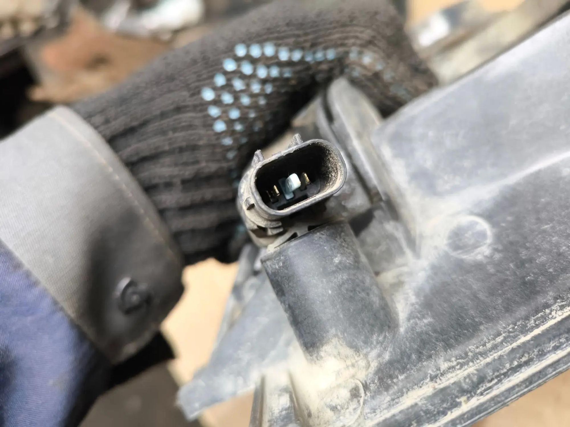 https://ycs.partsauto.market/partsauto-images/thmbs/userImages/d89d66a30f14dbad161fb7a986aa0fe5/part/032fc778-9dc6-4cb6-a624-e2ad980f5a64_1786941645663.jpg