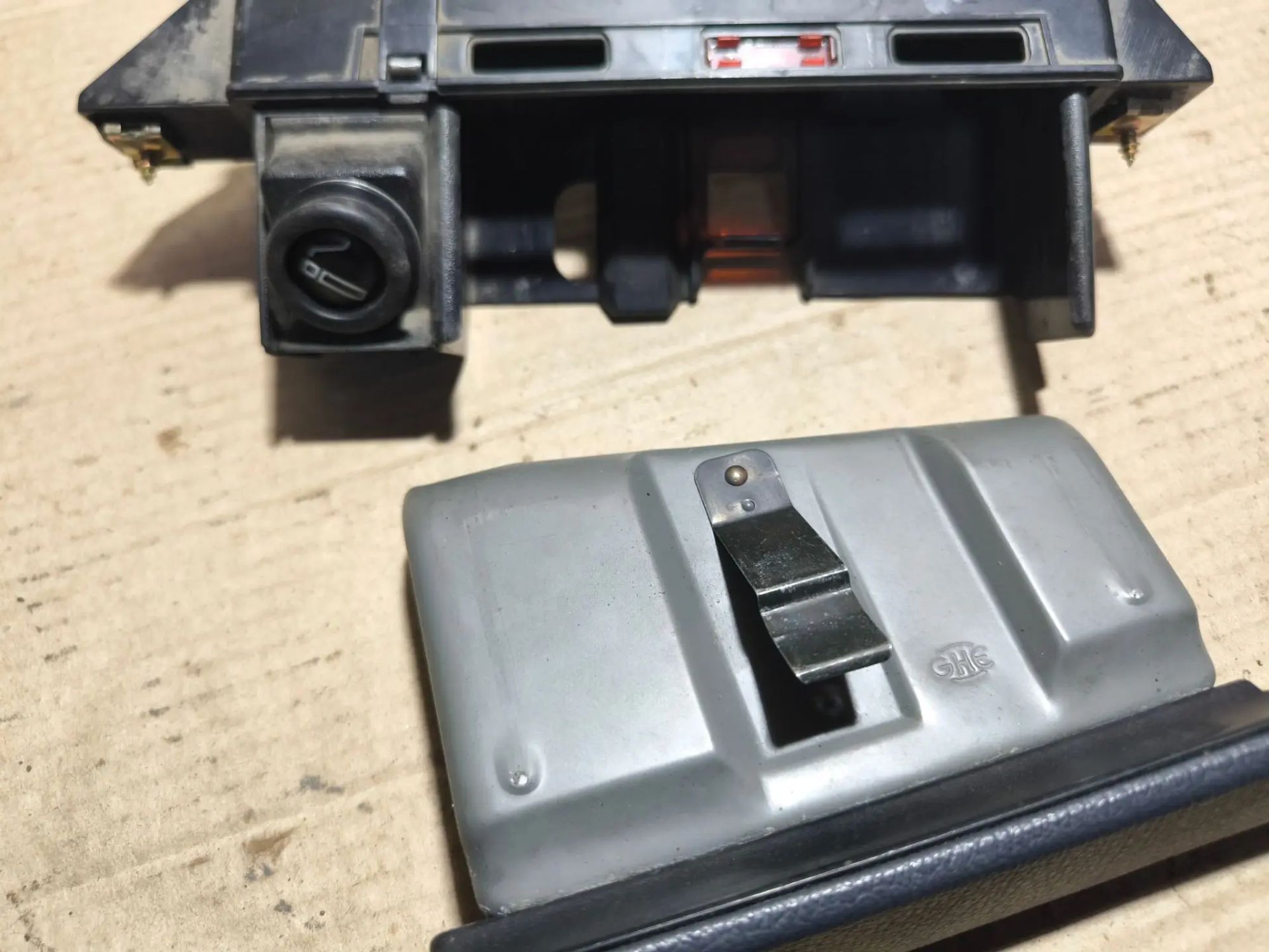 https://ycs.partsauto.market/partsauto-images/thmbs/userImages/d89d66a30f14dbad161fb7a986aa0fe5/part/03485ee3-a69f-4fb3-bb2c-e6da18eaba28_1781699792912.jpg