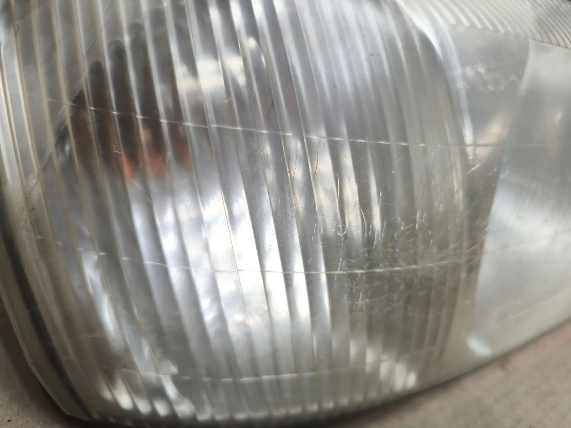 https://ycs.partsauto.market/partsauto-images/thmbs/userImages/d89d66a30f14dbad161fb7a986aa0fe5/part/03f28b90-e179-4d3f-93fb-edf9007a3f52_1785562153560.jpg