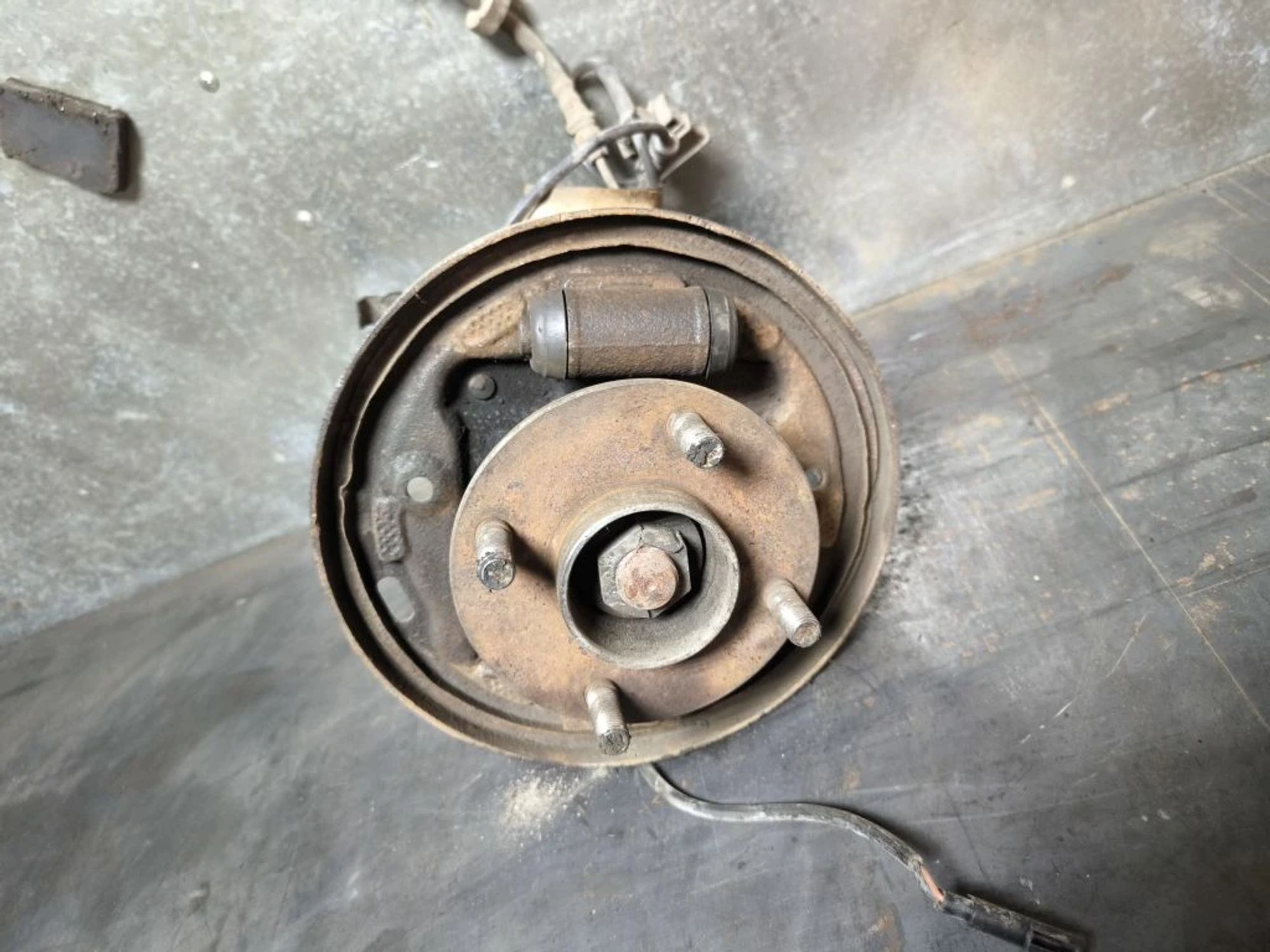 https://ycs.partsauto.market/partsauto-images/thmbs/userImages/d89d66a30f14dbad161fb7a986aa0fe5/part/043021b9-fe2f-40ea-8445-a60b1edb0f2a_1776840408186.jpg