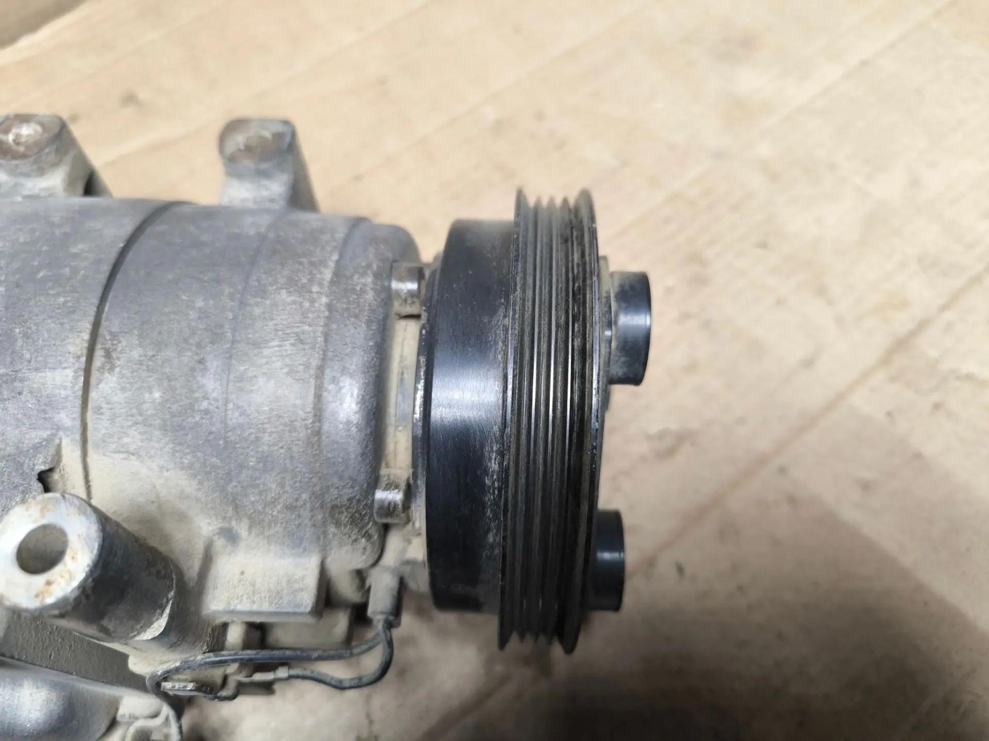 https://ycs.partsauto.market/partsauto-images/thmbs/userImages/d89d66a30f14dbad161fb7a986aa0fe5/part/0482d276-d7f1-46b3-8726-01514749d230_1787033402439.jpg