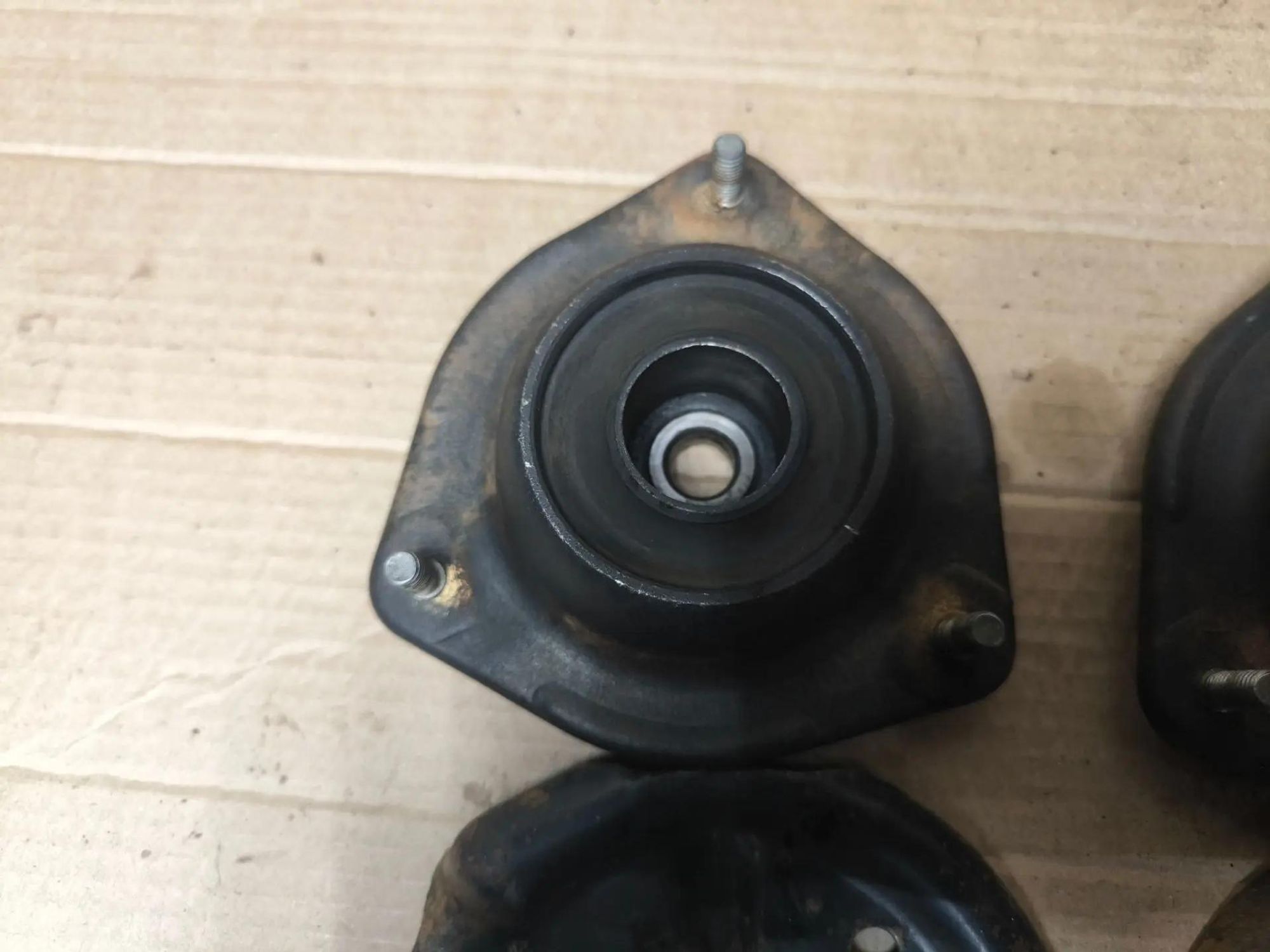 https://ycs.partsauto.market/partsauto-images/thmbs/userImages/d89d66a30f14dbad161fb7a986aa0fe5/part/05775531-67f5-4762-b4b9-50c013761ce1_1786976762212.jpg