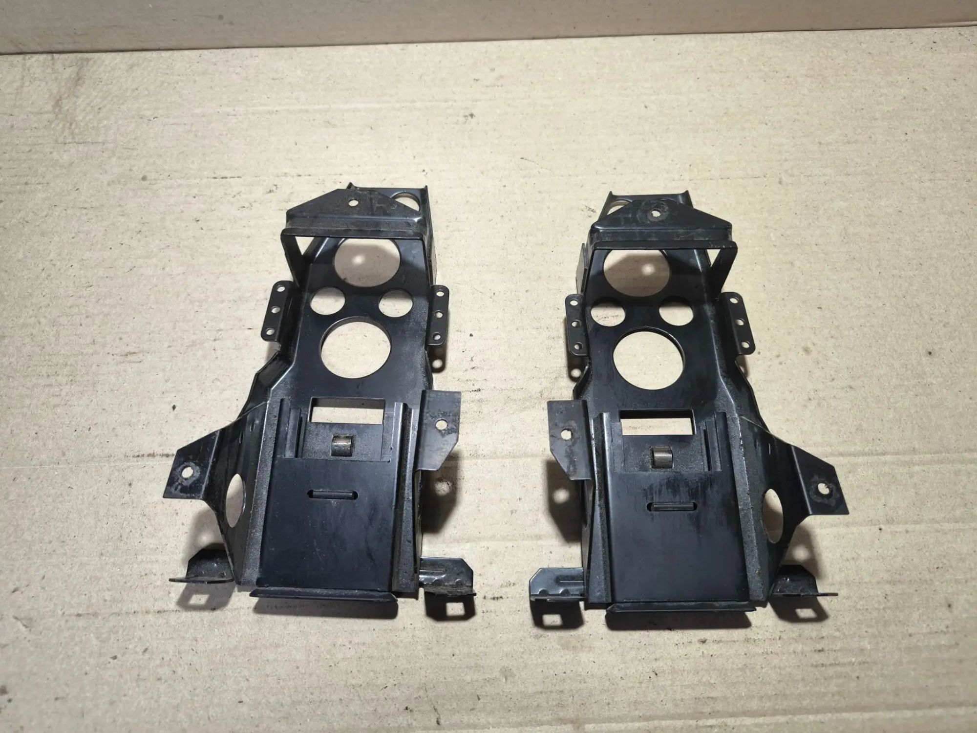 https://ycs.partsauto.market/partsauto-images/thmbs/userImages/d89d66a30f14dbad161fb7a986aa0fe5/part/06435b4b-cf28-46a4-ba3f-01fa854678fa_1783049685419.jpg