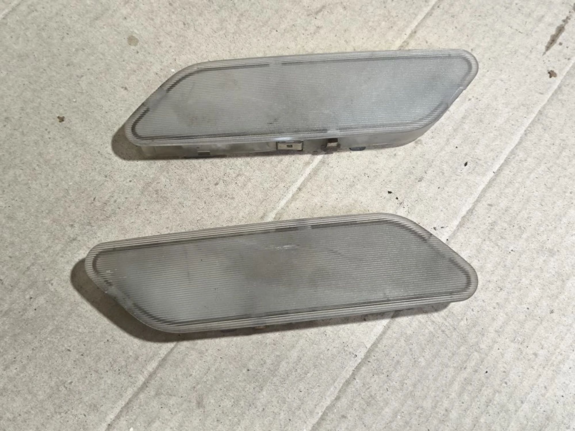 https://ycs.partsauto.market/partsauto-images/thmbs/userImages/d89d66a30f14dbad161fb7a986aa0fe5/part/073ac31d-c28f-4f65-8871-770b6b28288a_1780931274864.jpg