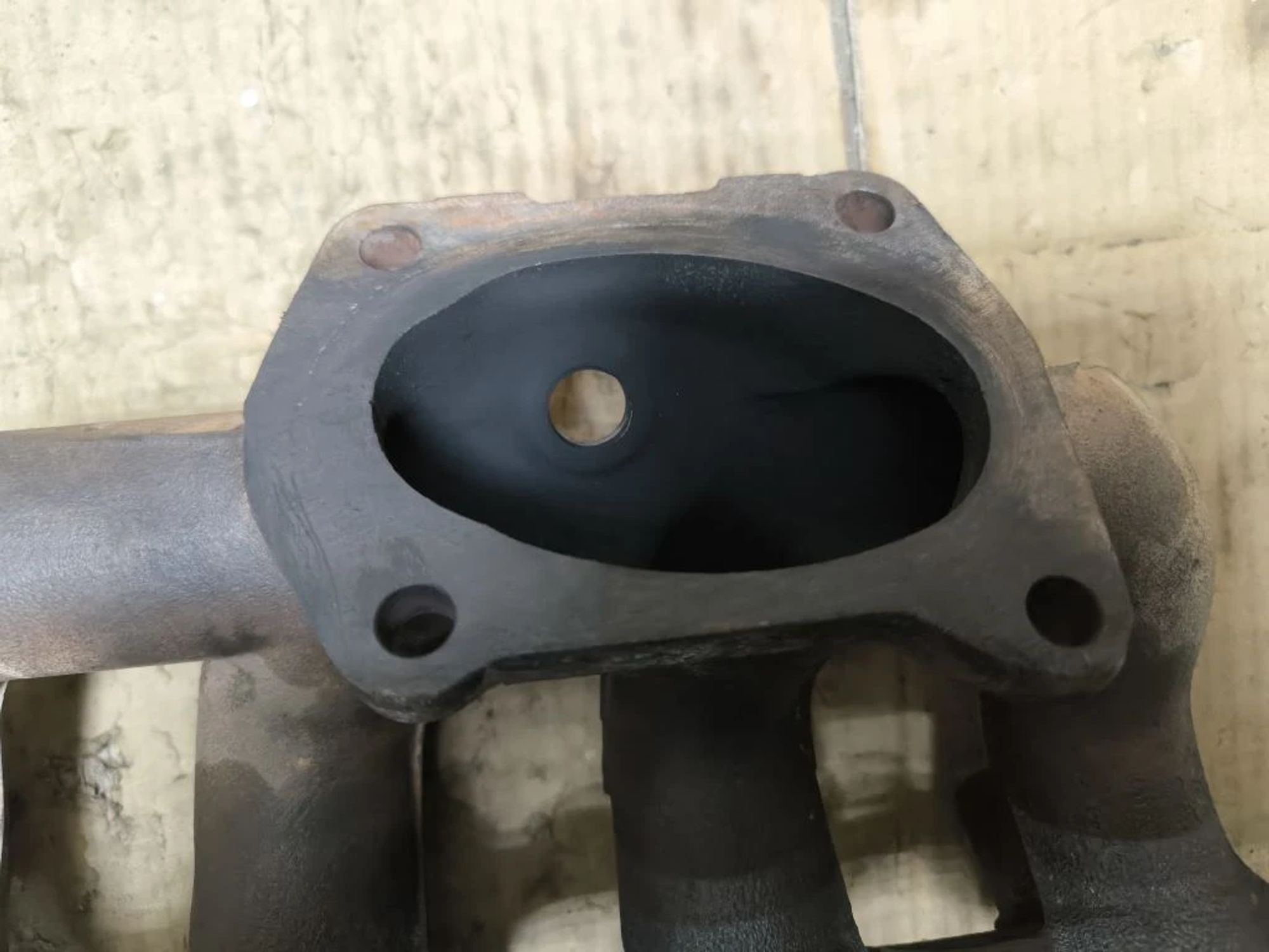 https://ycs.partsauto.market/partsauto-images/thmbs/userImages/d89d66a30f14dbad161fb7a986aa0fe5/part/07bb7cd9-36c8-40f3-bd84-0cfbd51cf33d_1776672644130.jpg