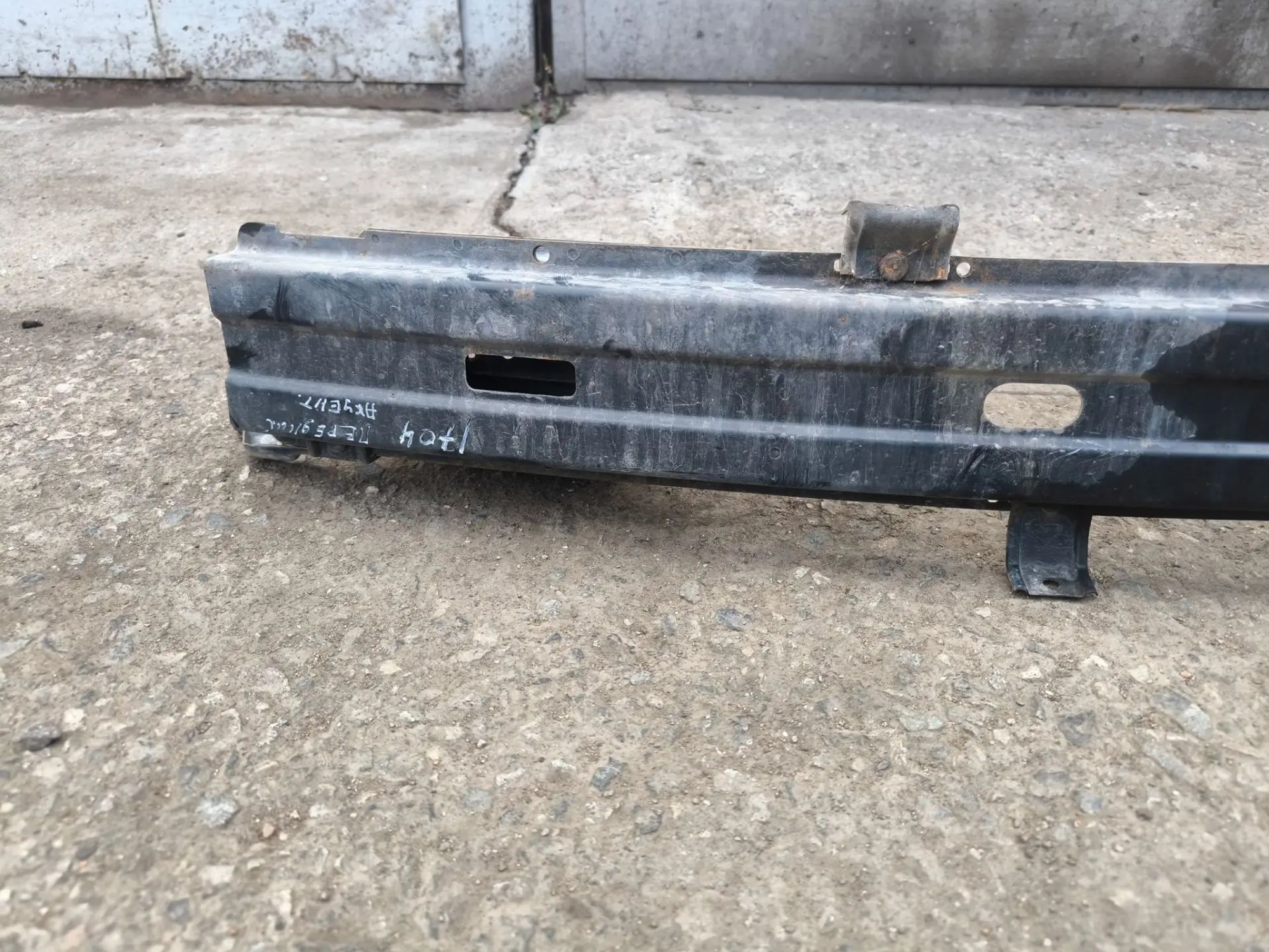 https://ycs.partsauto.market/partsauto-images/thmbs/userImages/d89d66a30f14dbad161fb7a986aa0fe5/part/07ffacaf-d0d1-4576-8842-cc6318730a08_1785384333666.jpg
