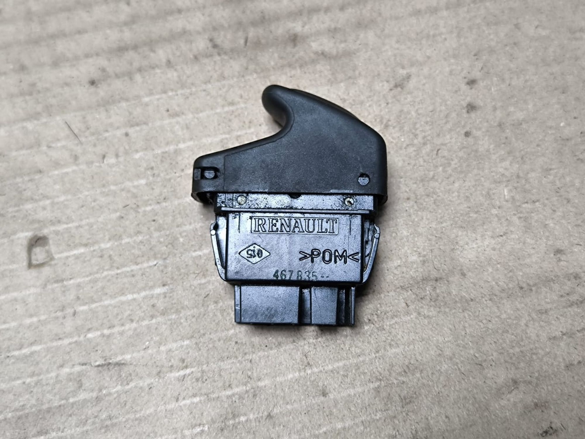 https://ycs.partsauto.market/partsauto-images/thmbs/userImages/d89d66a30f14dbad161fb7a986aa0fe5/part/093a7966-14e5-47d3-a98c-7a37534fa30b_1765778411498.jpg