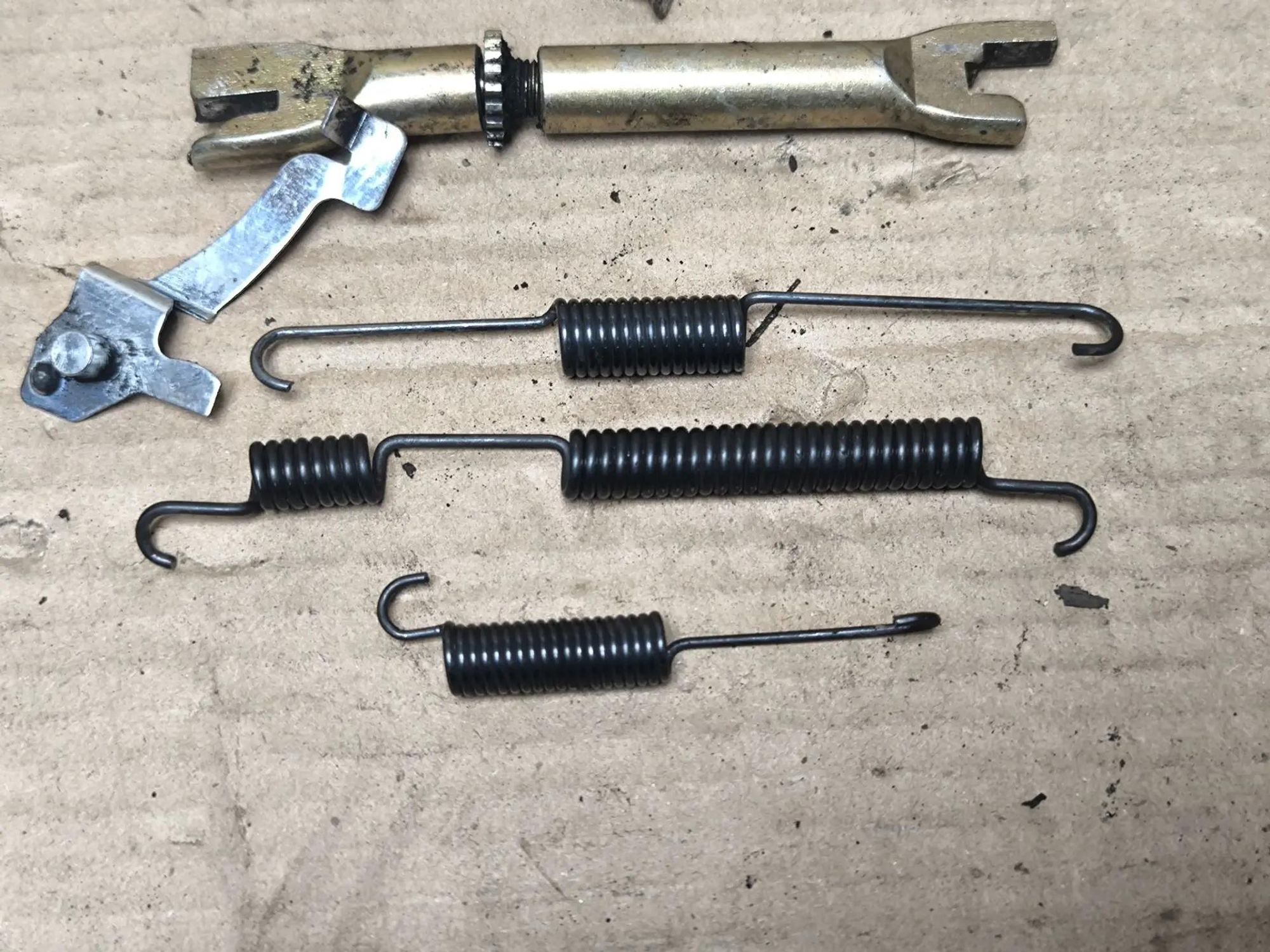 https://ycs.partsauto.market/partsauto-images/thmbs/userImages/d89d66a30f14dbad161fb7a986aa0fe5/part/0945d7b1-b5d1-43ad-b41a-f24067c70fd4_1786882340473.jpg