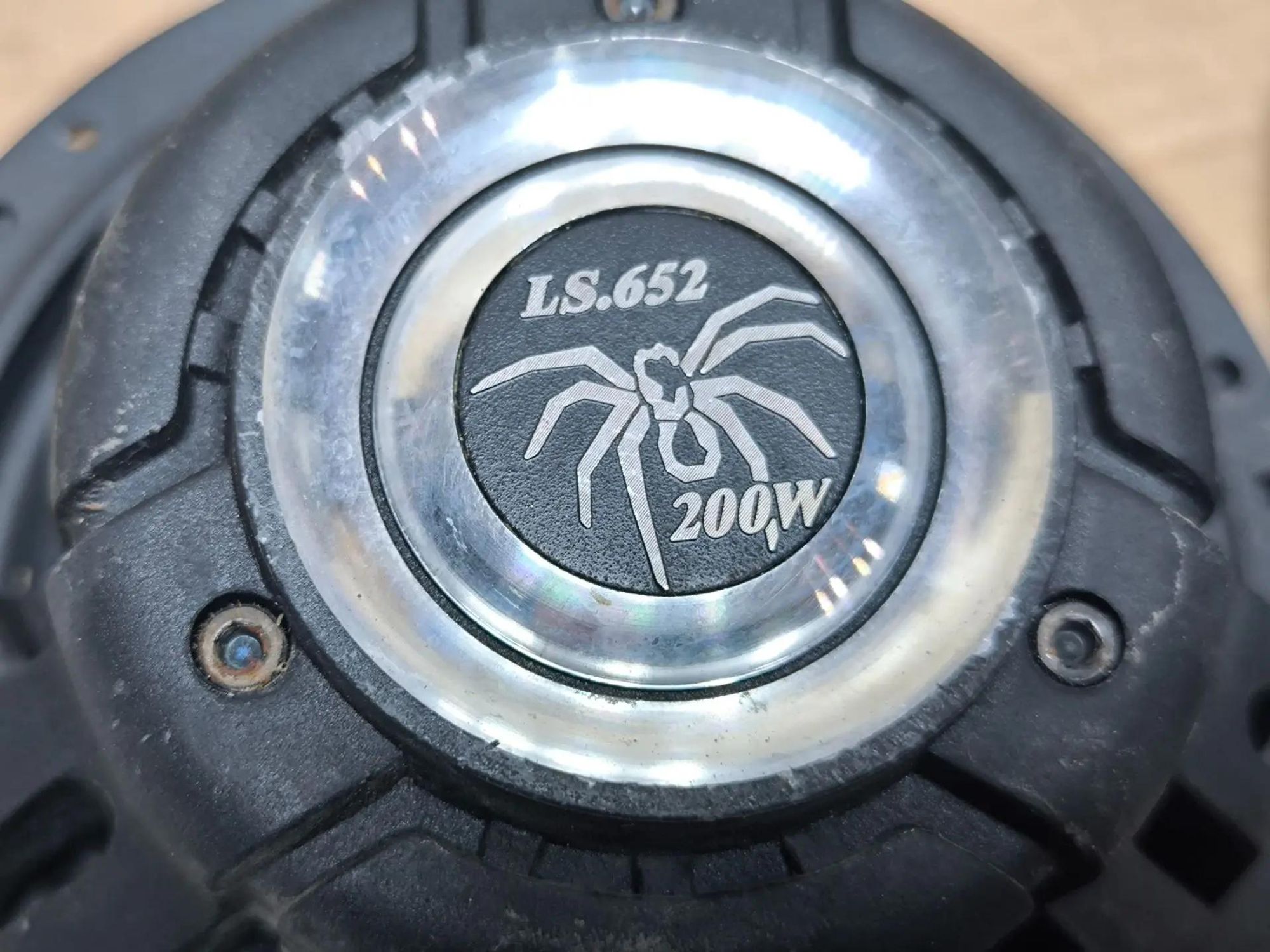 https://ycs.partsauto.market/partsauto-images/thmbs/userImages/d89d66a30f14dbad161fb7a986aa0fe5/part/099d2465-e558-4310-a582-1b8da8156975_1785567179335.jpg