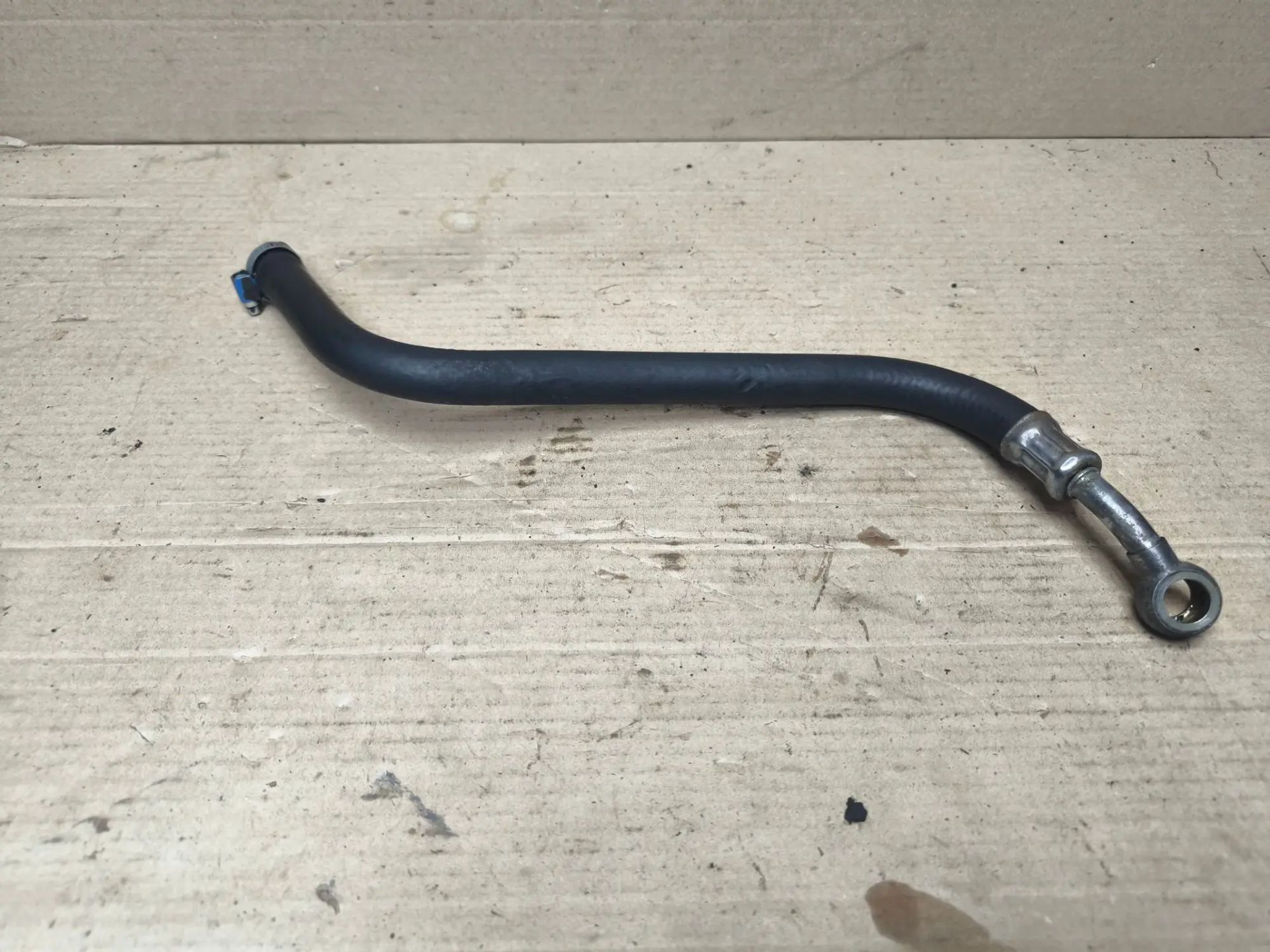 https://ycs.partsauto.market/partsauto-images/thmbs/userImages/d89d66a30f14dbad161fb7a986aa0fe5/part/09ad6663-4b3a-4b76-b936-bbde350146cf_1783527092565.jpg