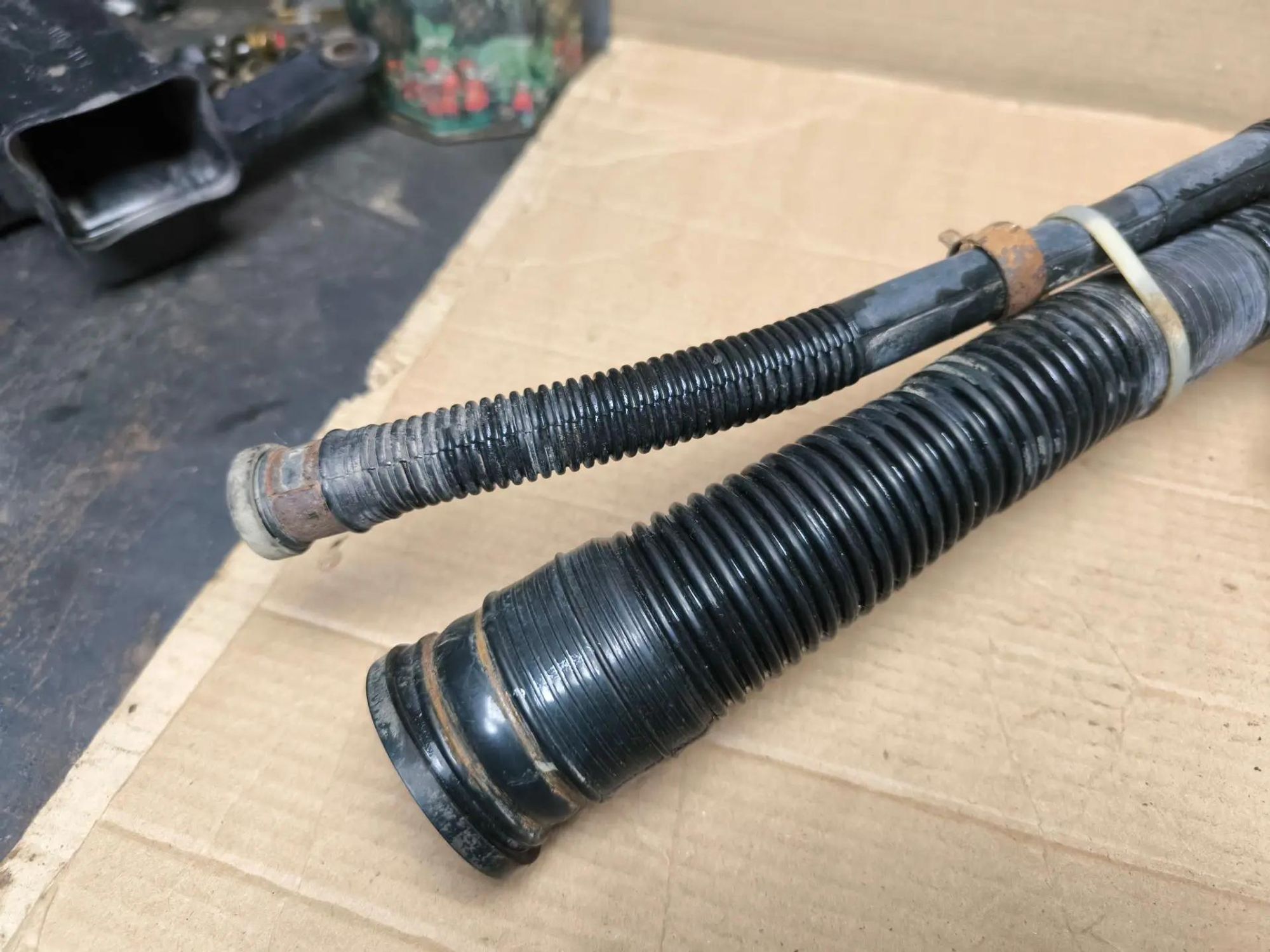 https://ycs.partsauto.market/partsauto-images/thmbs/userImages/d89d66a30f14dbad161fb7a986aa0fe5/part/09c0c67d-c77e-4cdc-bff1-d8bfd7875e2e_1786975582433.jpg