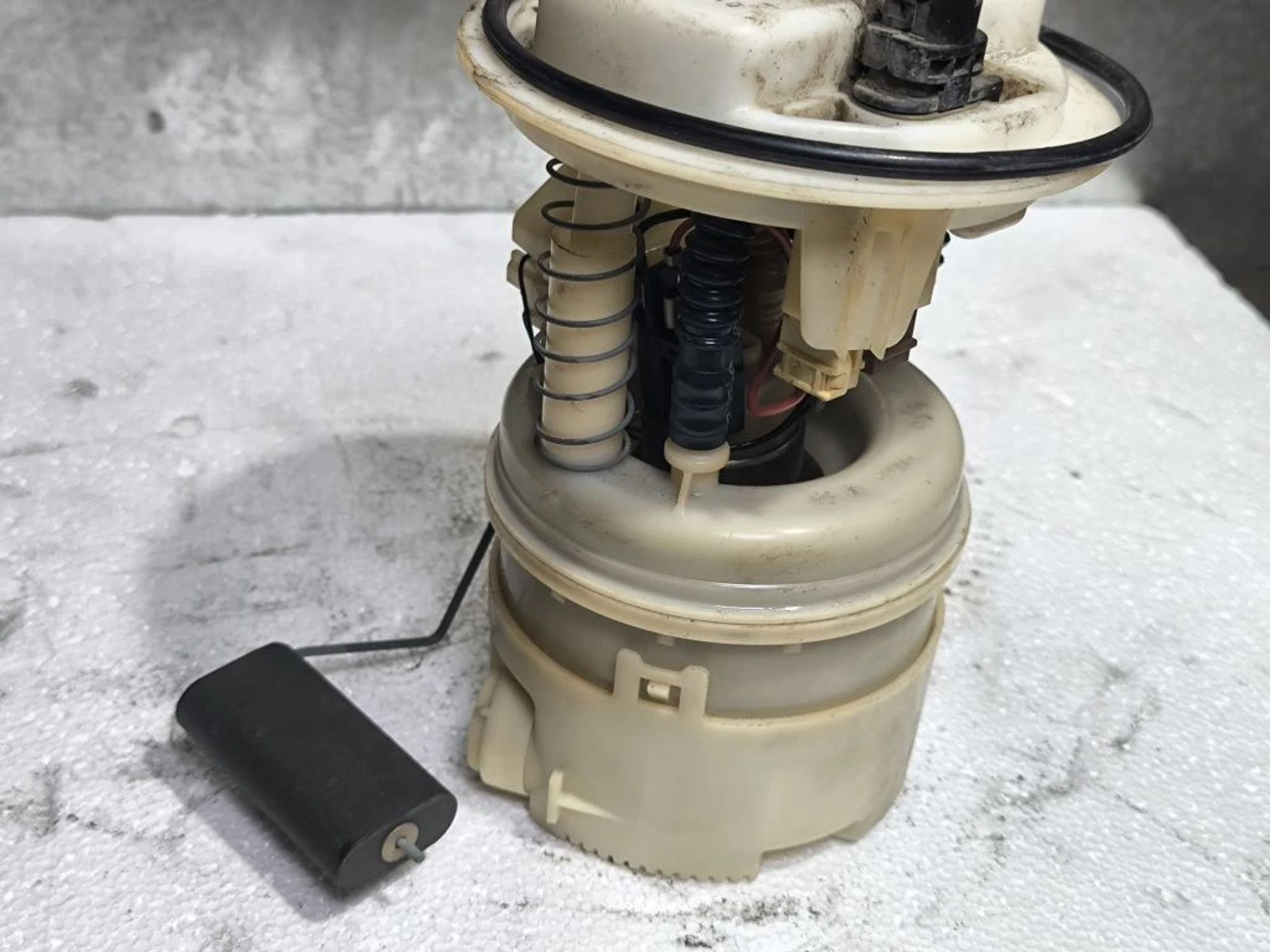 https://ycs.partsauto.market/partsauto-images/thmbs/userImages/d89d66a30f14dbad161fb7a986aa0fe5/part/0ac7e450-295d-4054-b96e-7da940f77f2d_1780496591775.jpg