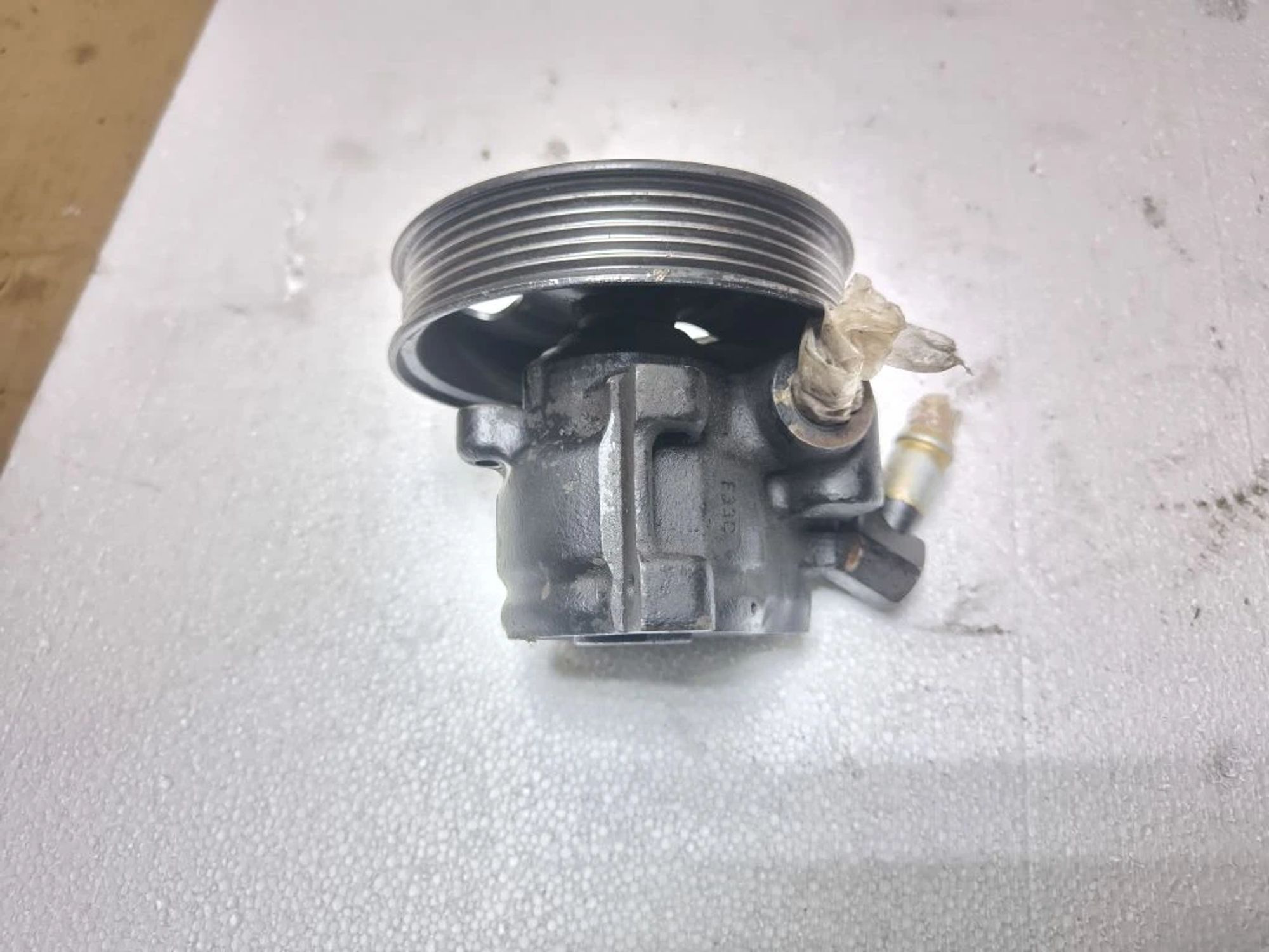 https://ycs.partsauto.market/partsauto-images/thmbs/userImages/d89d66a30f14dbad161fb7a986aa0fe5/part/0b39c5e8-c5b5-4ec7-bb5e-1d3ad432a37b_1776675547298.jpg