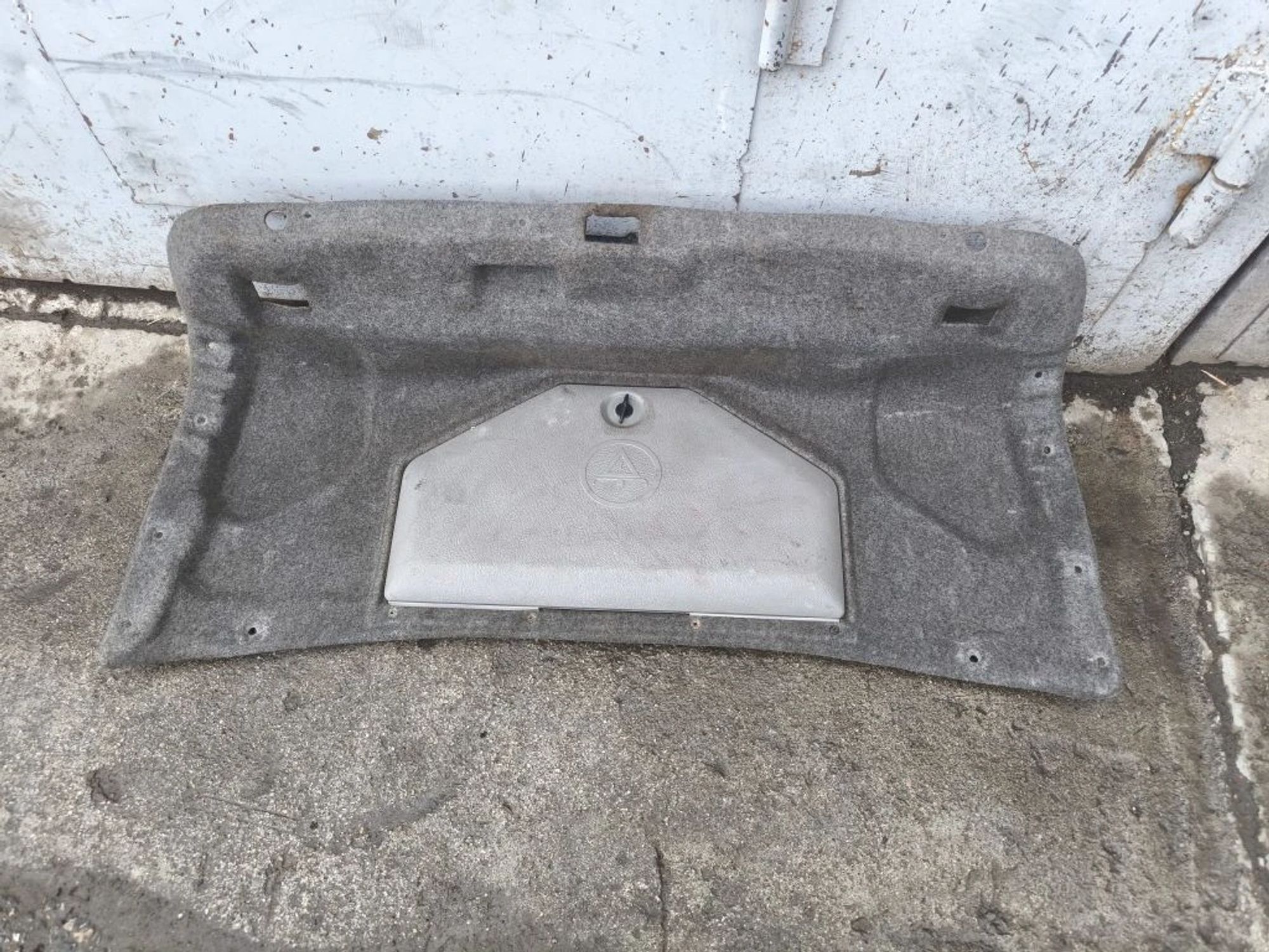 https://ycs.partsauto.market/partsauto-images/thmbs/userImages/d89d66a30f14dbad161fb7a986aa0fe5/part/0c245df0-fd12-46d9-9197-491377cac809_1780572294392.jpg