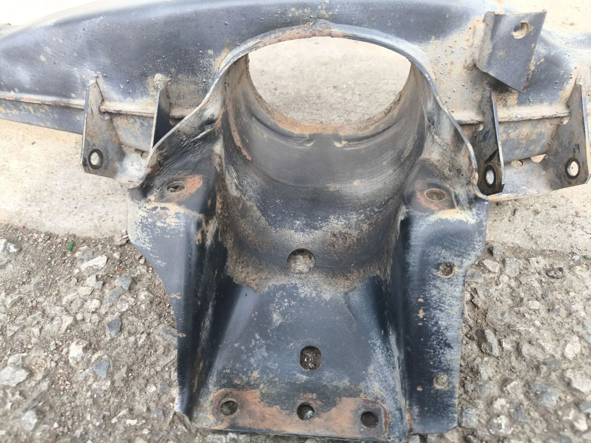 https://ycs.partsauto.market/partsauto-images/thmbs/userImages/d89d66a30f14dbad161fb7a986aa0fe5/part/0c45cf49-ab89-4beb-a3a9-5ecb6d5c9ce1_1783528869522.jpg