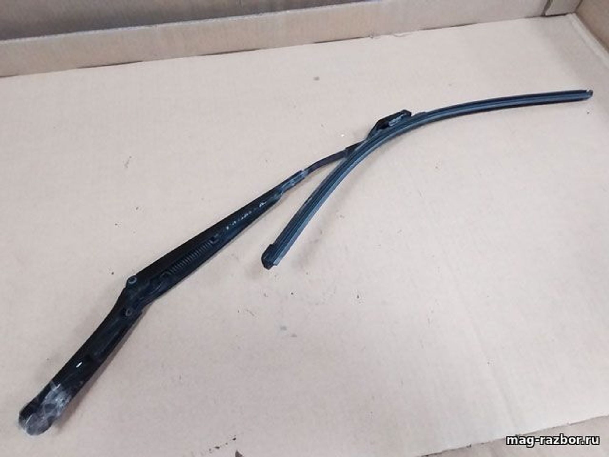 https://ycs.partsauto.market/partsauto-images/thmbs/userImages/d89d66a30f14dbad161fb7a986aa0fe5/part/0c4fadf7-3101-40f5-86b0-a0ac413c8a98_1717067158087.jpg