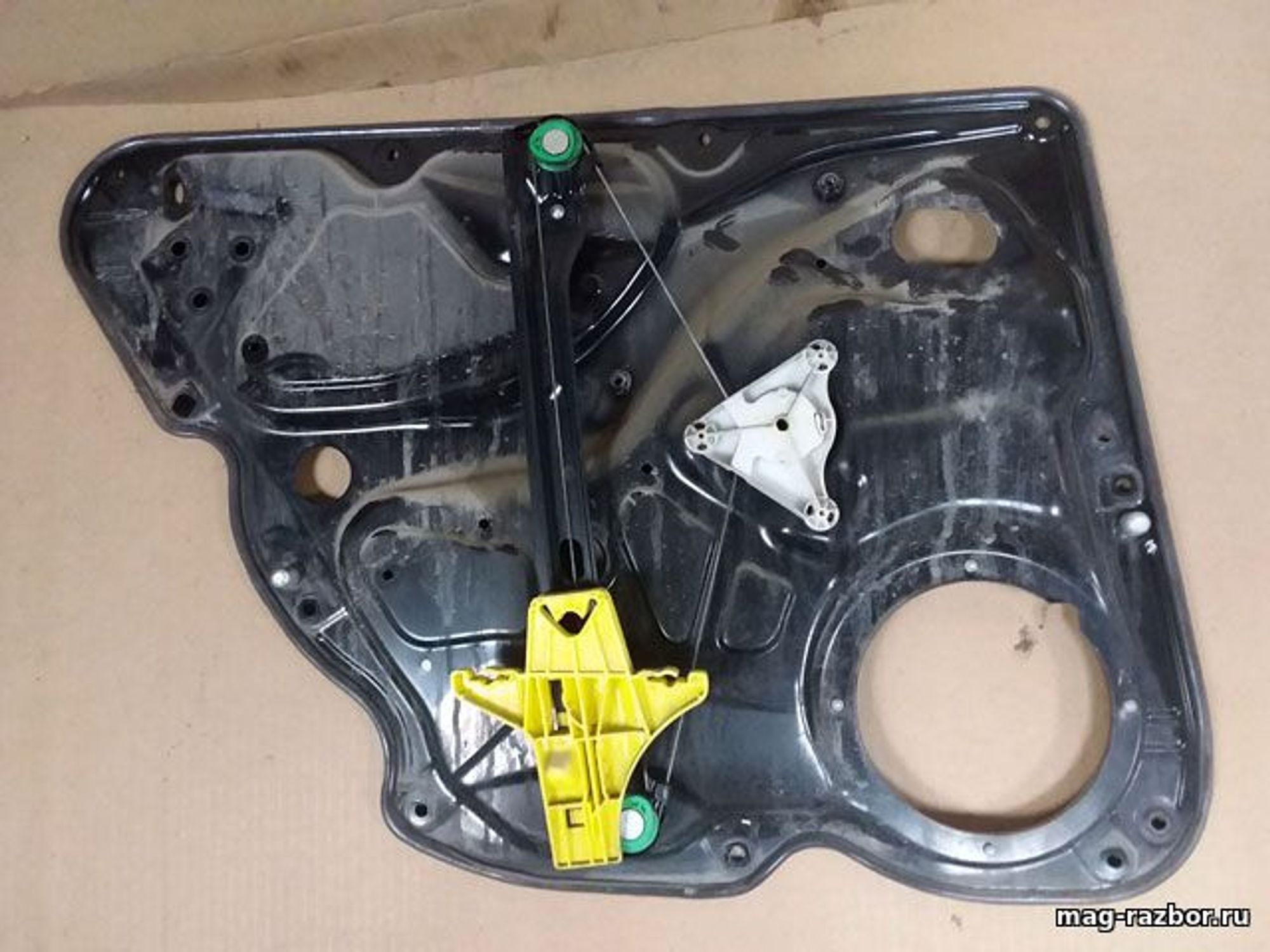 https://ycs.partsauto.market/partsauto-images/thmbs/userImages/d89d66a30f14dbad161fb7a986aa0fe5/part/0d700ea4-47b7-45cc-901e-5574bc74bb62_1717136282276.jpg