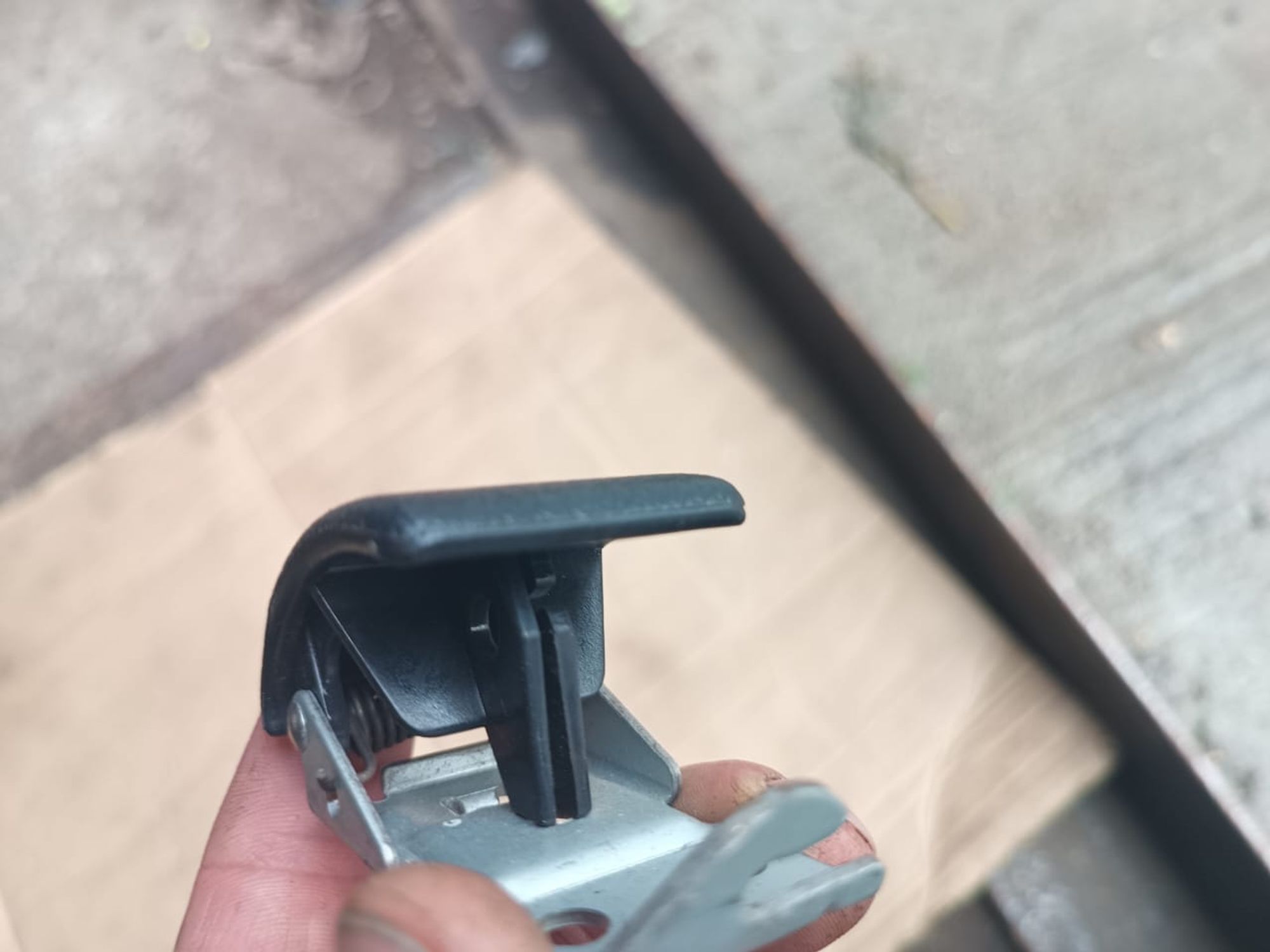https://ycs.partsauto.market/partsauto-images/thmbs/userImages/d89d66a30f14dbad161fb7a986aa0fe5/part/0dd2844b-eeda-4109-920b-1d53cf118c39_1720888457890.jpg