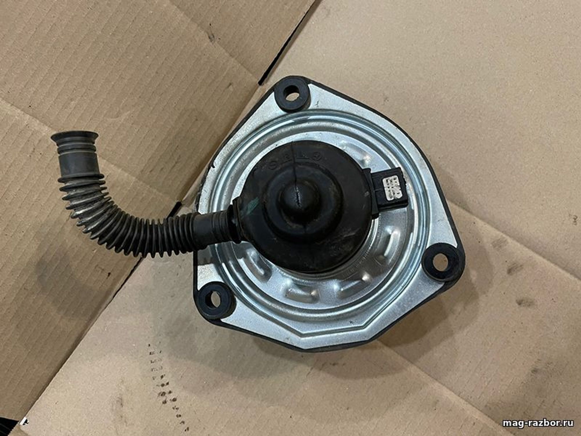 https://ycs.partsauto.market/partsauto-images/thmbs/userImages/d89d66a30f14dbad161fb7a986aa0fe5/part/10e3b1fc-8d25-4821-bc54-b1e162d77c88_1693756667220.jpg