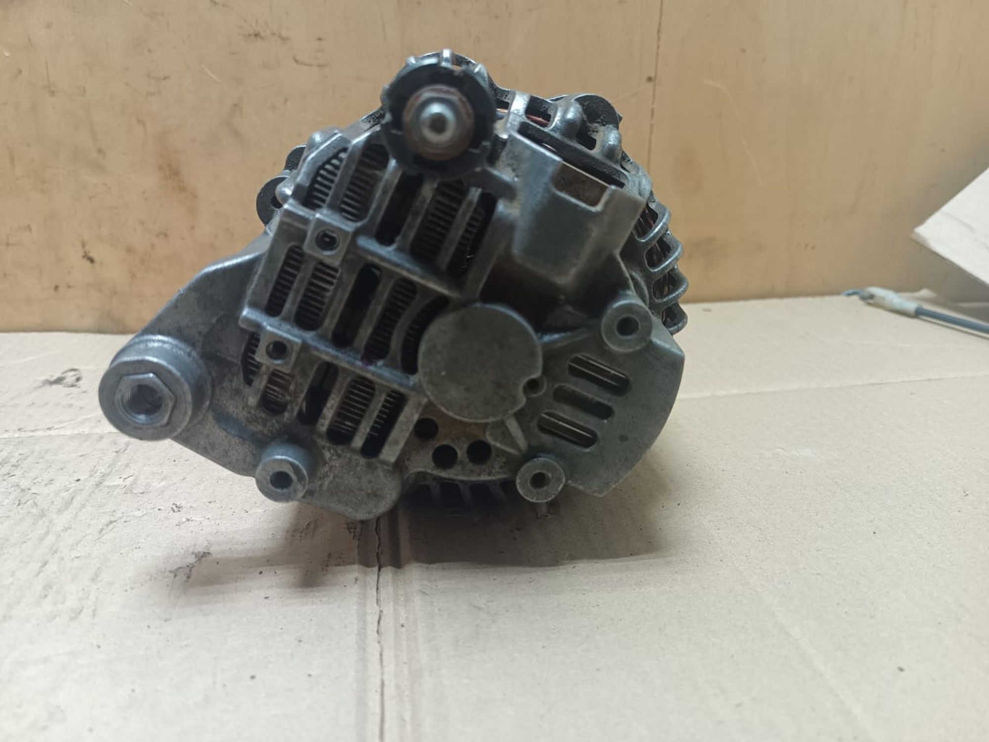 https://ycs.partsauto.market/partsauto-images/thmbs/userImages/d89d66a30f14dbad161fb7a986aa0fe5/part/1147d167-11ee-40b8-84ac-86e11fa63e65_1742540023489.jpg
