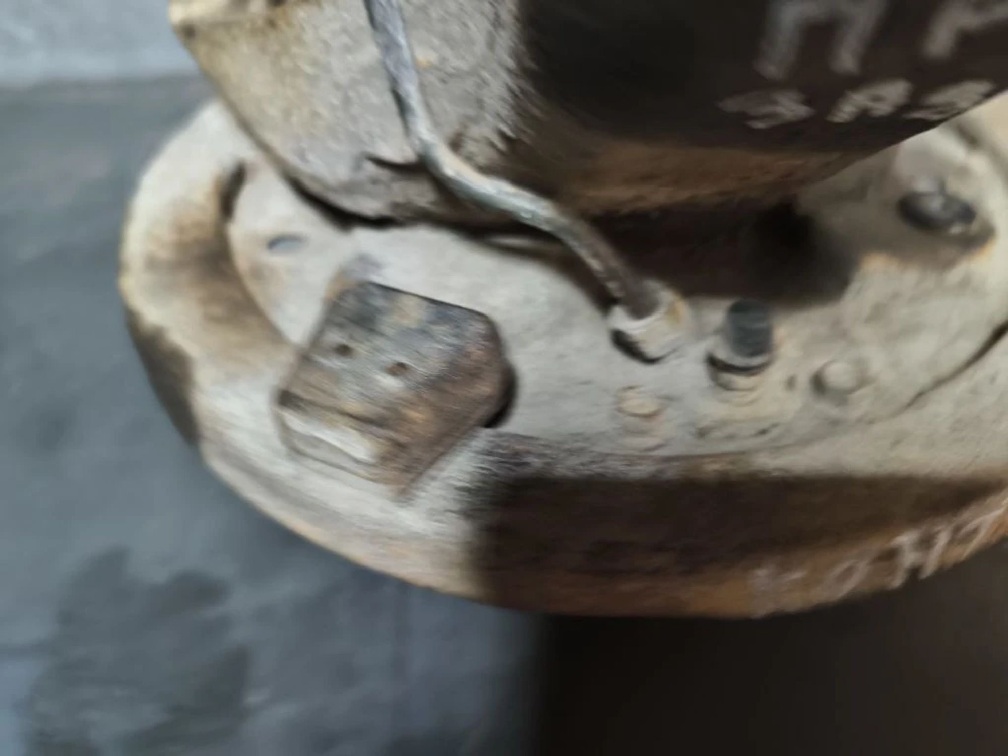 https://ycs.partsauto.market/partsauto-images/thmbs/userImages/d89d66a30f14dbad161fb7a986aa0fe5/part/121391c0-f3d0-4163-b8c3-5a5a8bf52b16_1776840286776.jpg