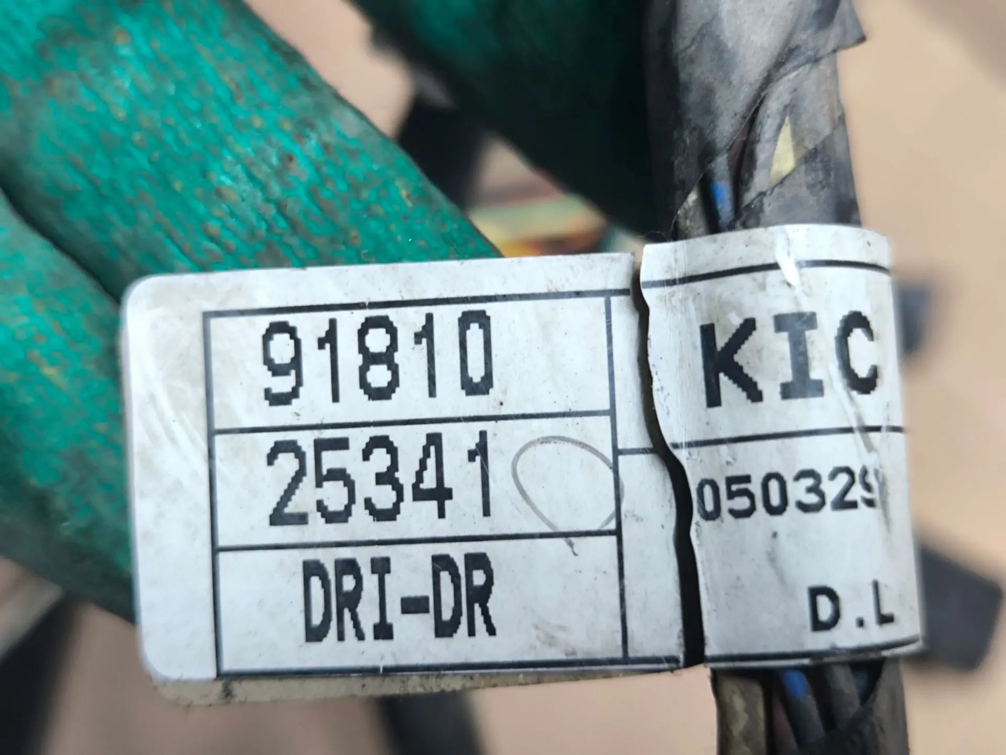 https://ycs.partsauto.market/partsauto-images/thmbs/userImages/d89d66a30f14dbad161fb7a986aa0fe5/part/124e6d8f-71b4-407c-8042-4495dfd499e7_1784909167394.jpg