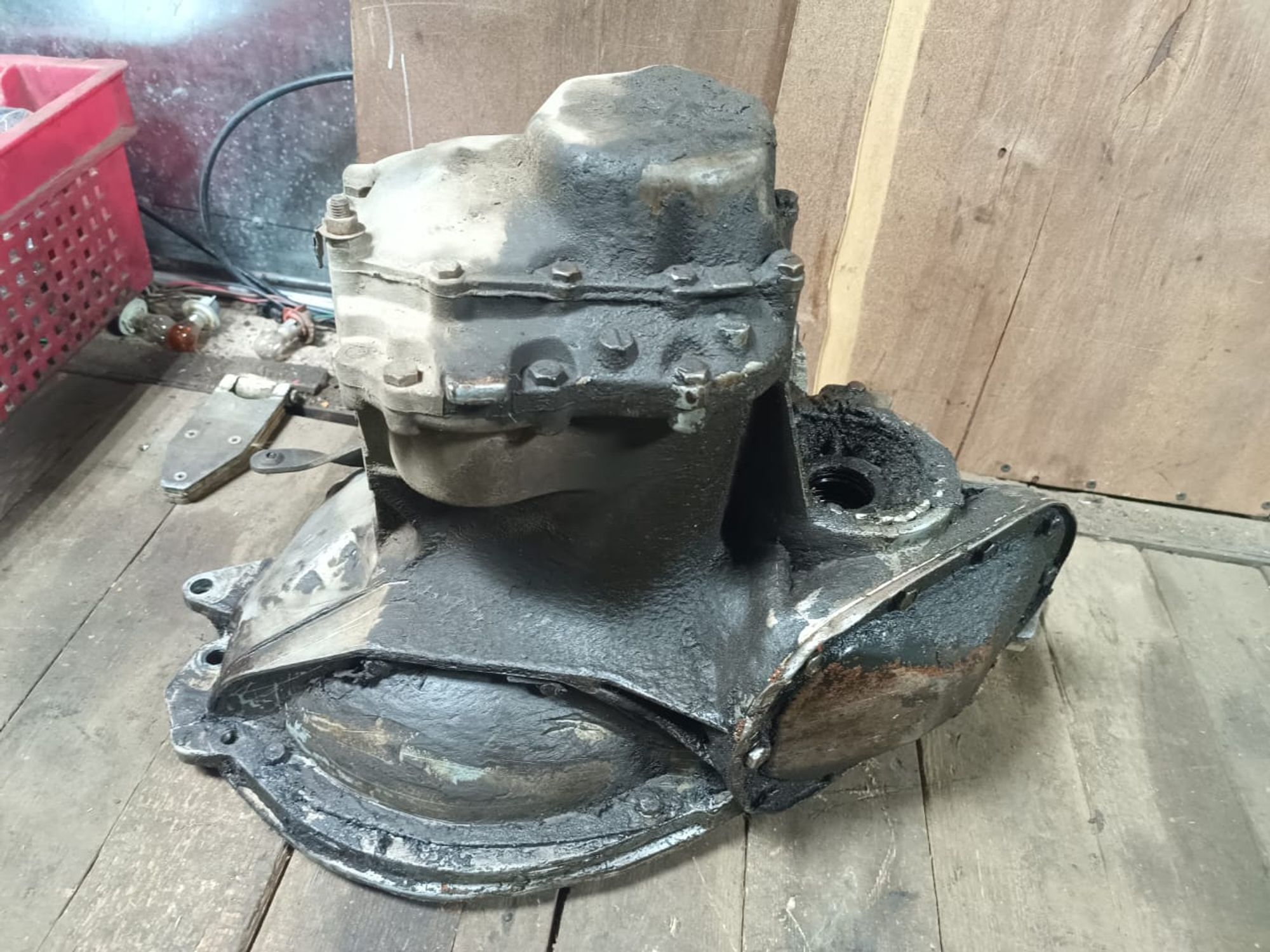 https://ycs.partsauto.market/partsauto-images/thmbs/userImages/d89d66a30f14dbad161fb7a986aa0fe5/part/126aacbf-1583-4b69-94dc-aa3203a92c1e_1738571289451.jpg