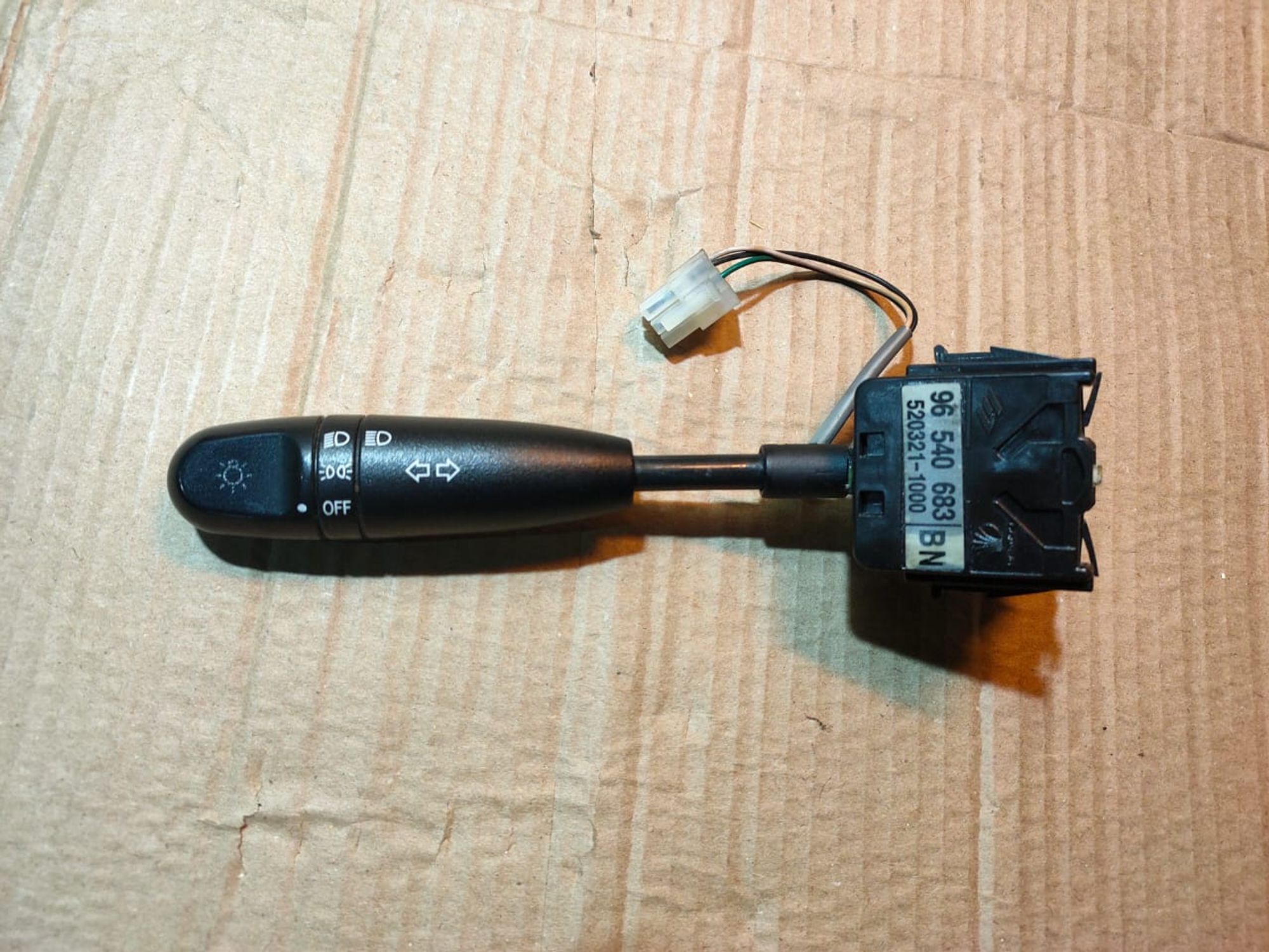 https://ycs.partsauto.market/partsauto-images/thmbs/userImages/d89d66a30f14dbad161fb7a986aa0fe5/part/12b5a2a2-78a9-434b-b1b5-d5cfa23f1a9b_1721716934190.jpg