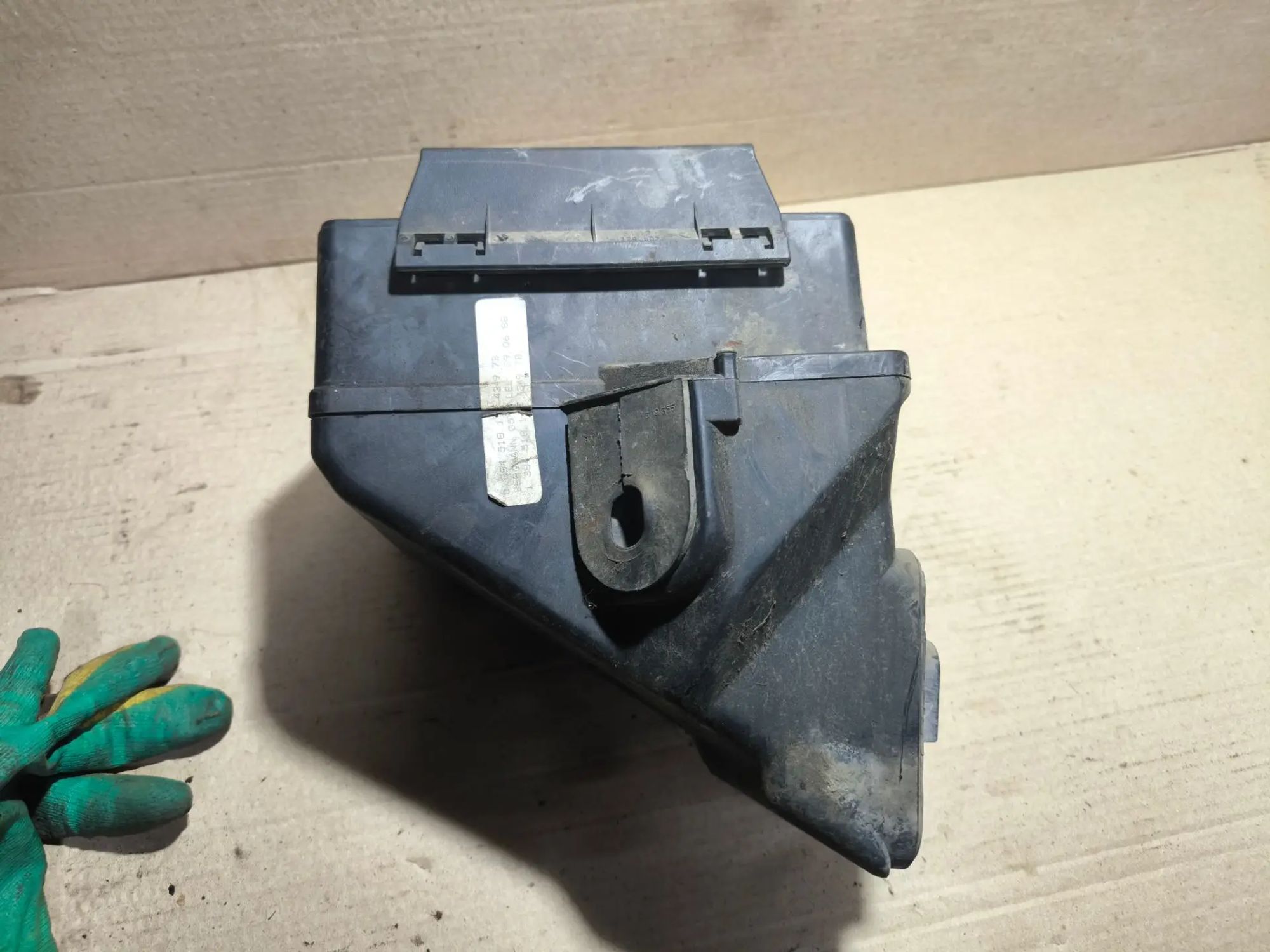 https://ycs.partsauto.market/partsauto-images/thmbs/userImages/d89d66a30f14dbad161fb7a986aa0fe5/part/12f3d60e-0388-4a8e-8a56-f0db54c33d48_1783050406648.jpg