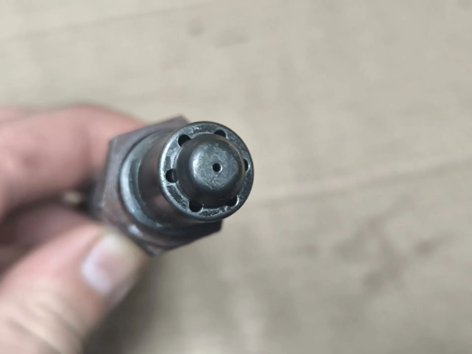 https://ycs.partsauto.market/partsauto-images/thmbs/userImages/d89d66a30f14dbad161fb7a986aa0fe5/part/14883d23-0b97-4c19-8972-1535ed4bc8af_1785561428258.jpg