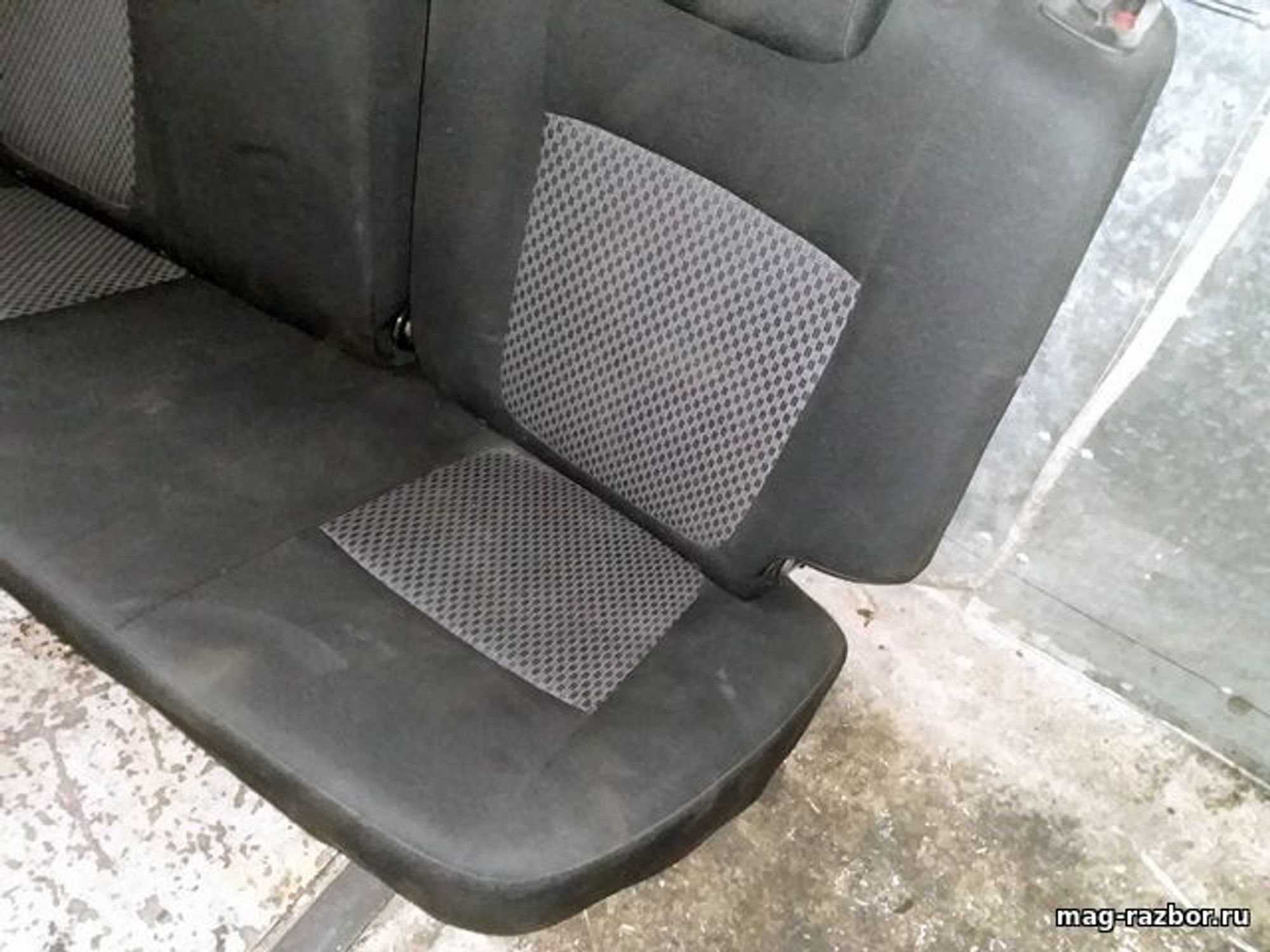 https://ycs.partsauto.market/partsauto-images/thmbs/userImages/d89d66a30f14dbad161fb7a986aa0fe5/part/17687016-6dc9-4291-be18-f381ee310770_1710921583474.jpg