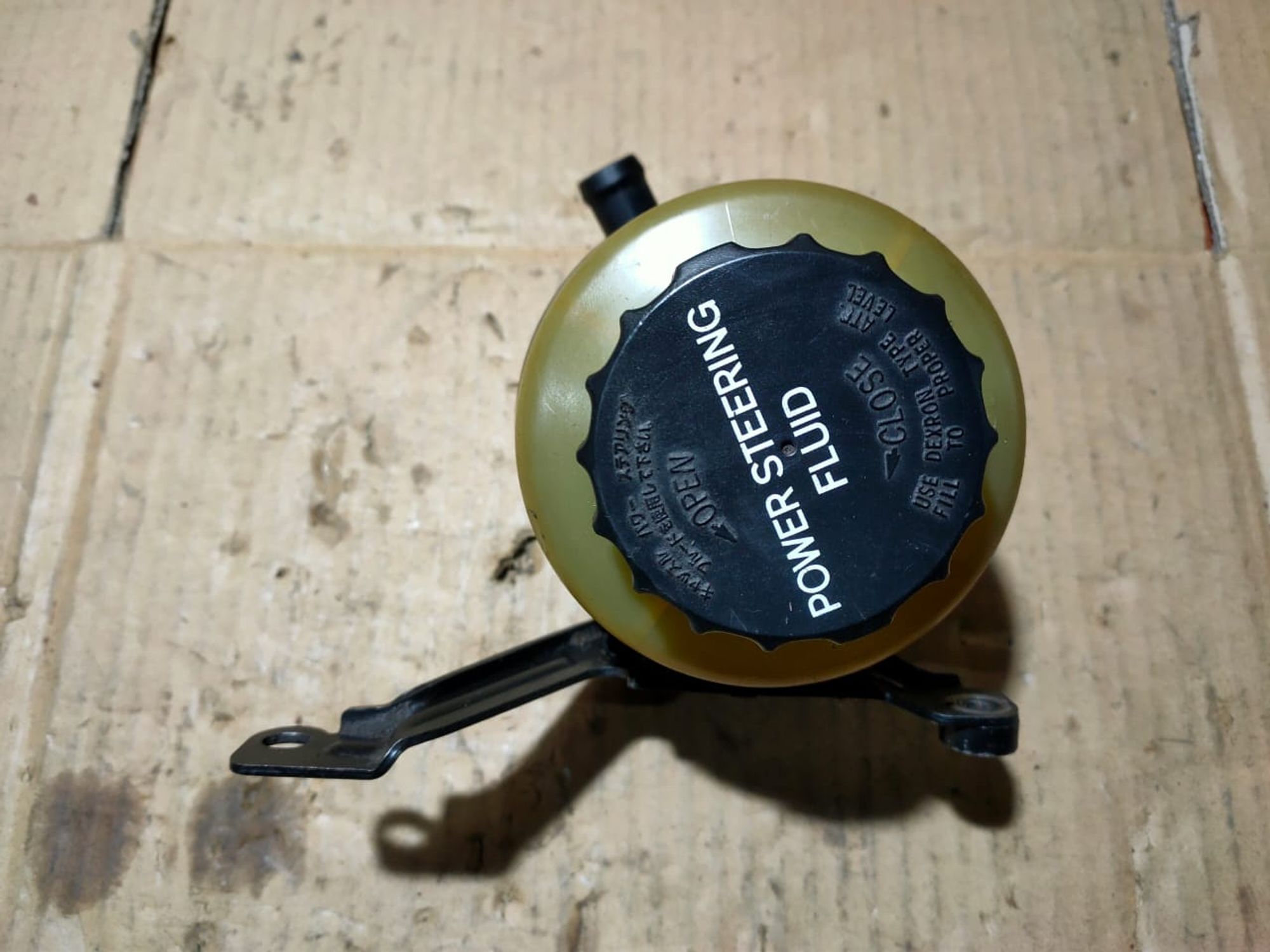 https://ycs.partsauto.market/partsauto-images/thmbs/userImages/d89d66a30f14dbad161fb7a986aa0fe5/part/18d86acb-ce51-45d7-8a7c-3691f90f7f02_1728195311399.jpg