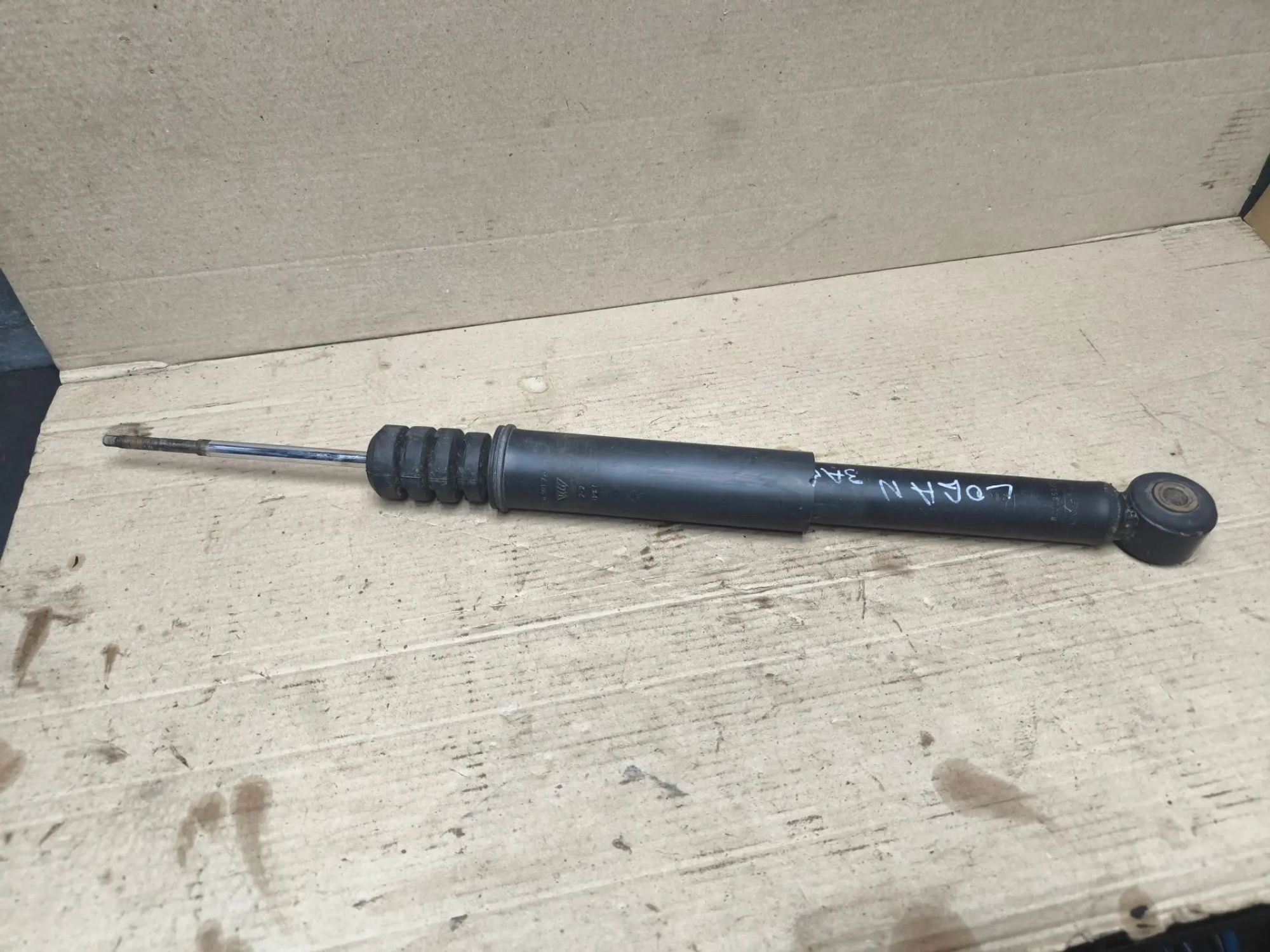 https://ycs.partsauto.market/partsauto-images/thmbs/userImages/d89d66a30f14dbad161fb7a986aa0fe5/part/18fb1555-fc14-4357-bbc1-a22d8cc52447_1783855485614.jpg