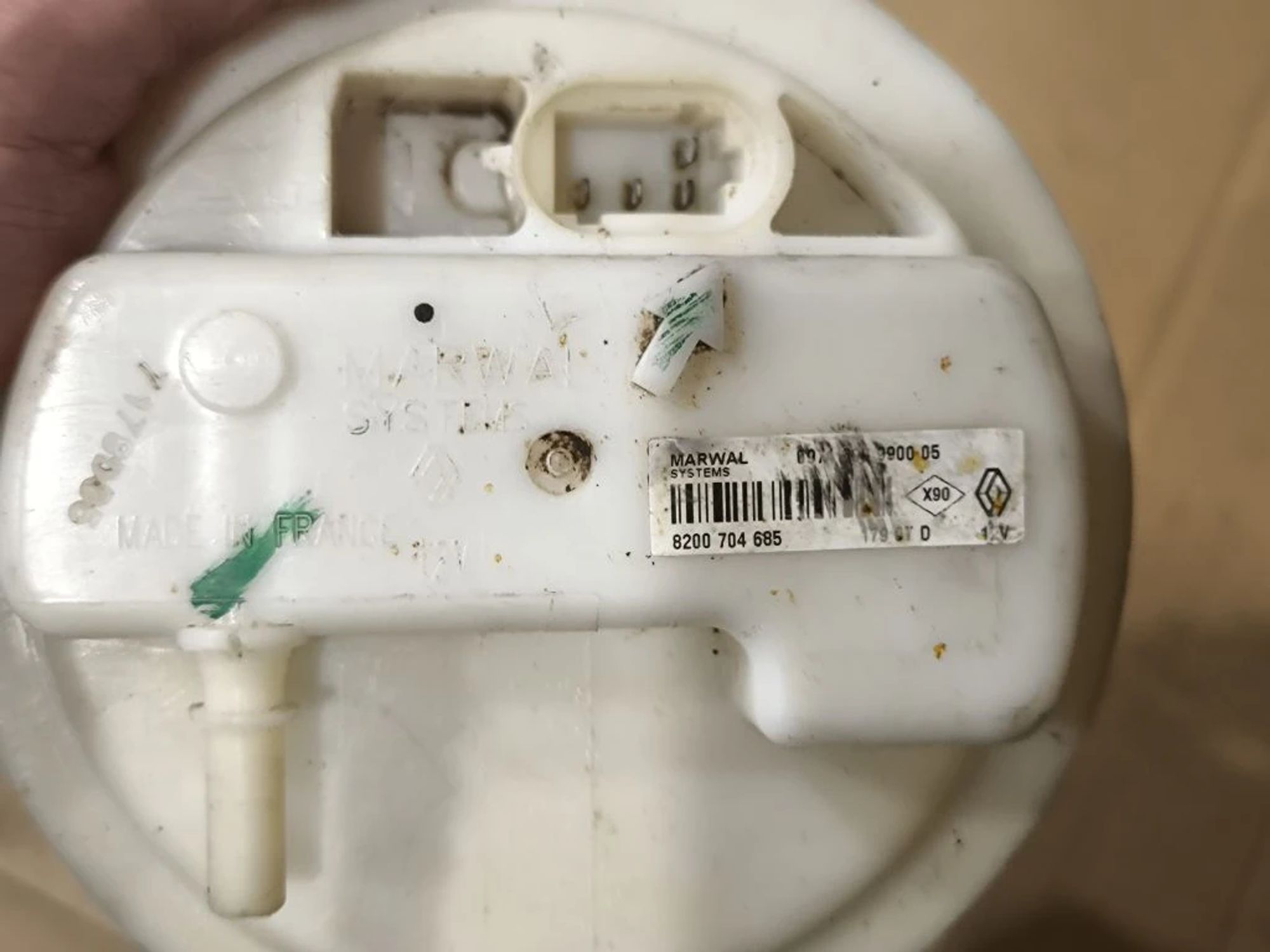 https://ycs.partsauto.market/partsauto-images/thmbs/userImages/d89d66a30f14dbad161fb7a986aa0fe5/part/19d4daf1-11b6-4fd3-ace0-b6f5579789cd_1777899161258.jpg