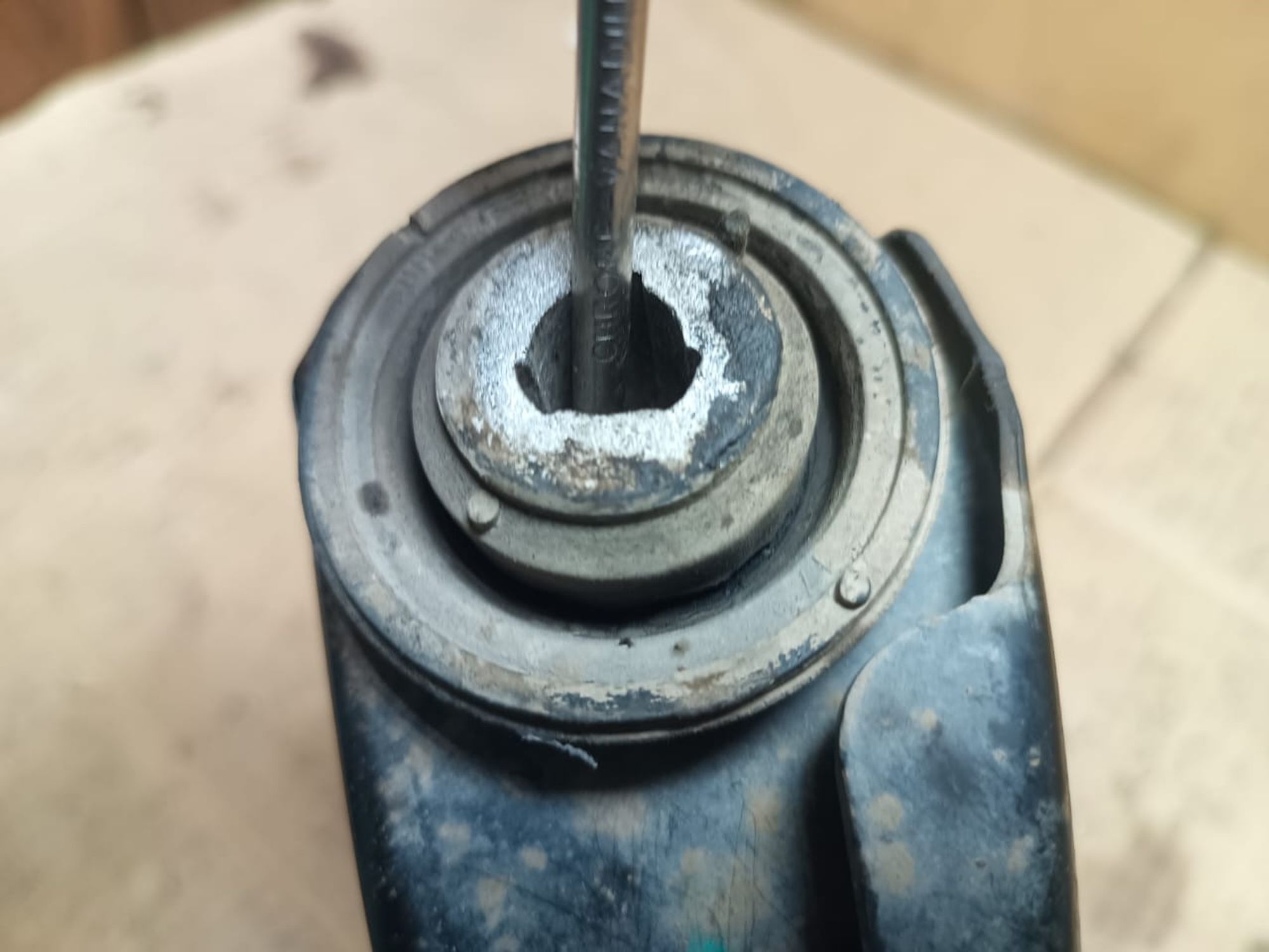 https://ycs.partsauto.market/partsauto-images/thmbs/userImages/d89d66a30f14dbad161fb7a986aa0fe5/part/1a0f5c06-5ba2-434c-8829-26783deba3bc_1739425518828.jpg