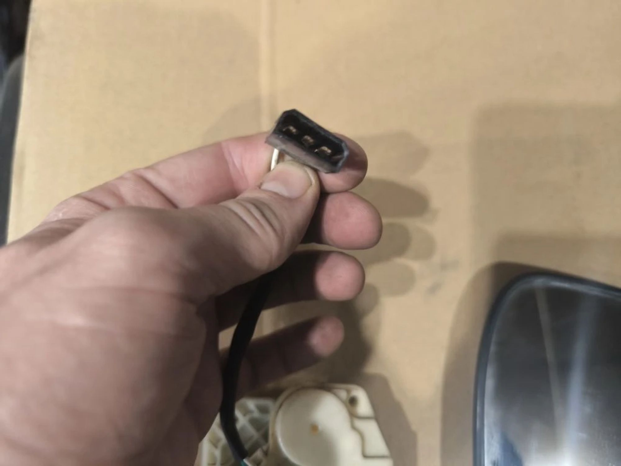 https://ycs.partsauto.market/partsauto-images/thmbs/userImages/d89d66a30f14dbad161fb7a986aa0fe5/part/1a74abc2-ba5f-494f-9e08-940674f05122_1776750973939.jpg