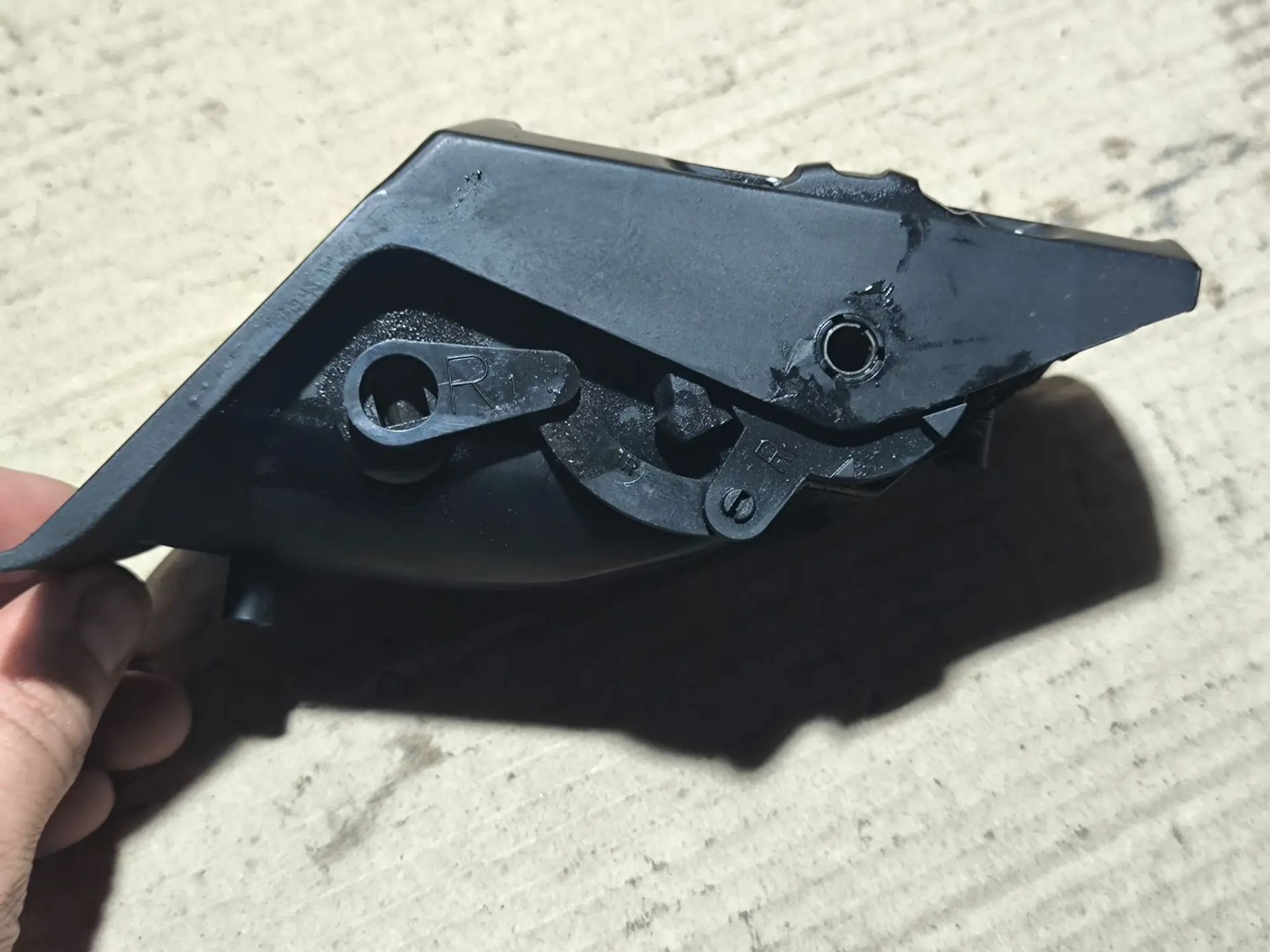 https://ycs.partsauto.market/partsauto-images/thmbs/userImages/d89d66a30f14dbad161fb7a986aa0fe5/part/1a834928-a487-42eb-a328-1c28980ffc8b_1781701053560.jpg