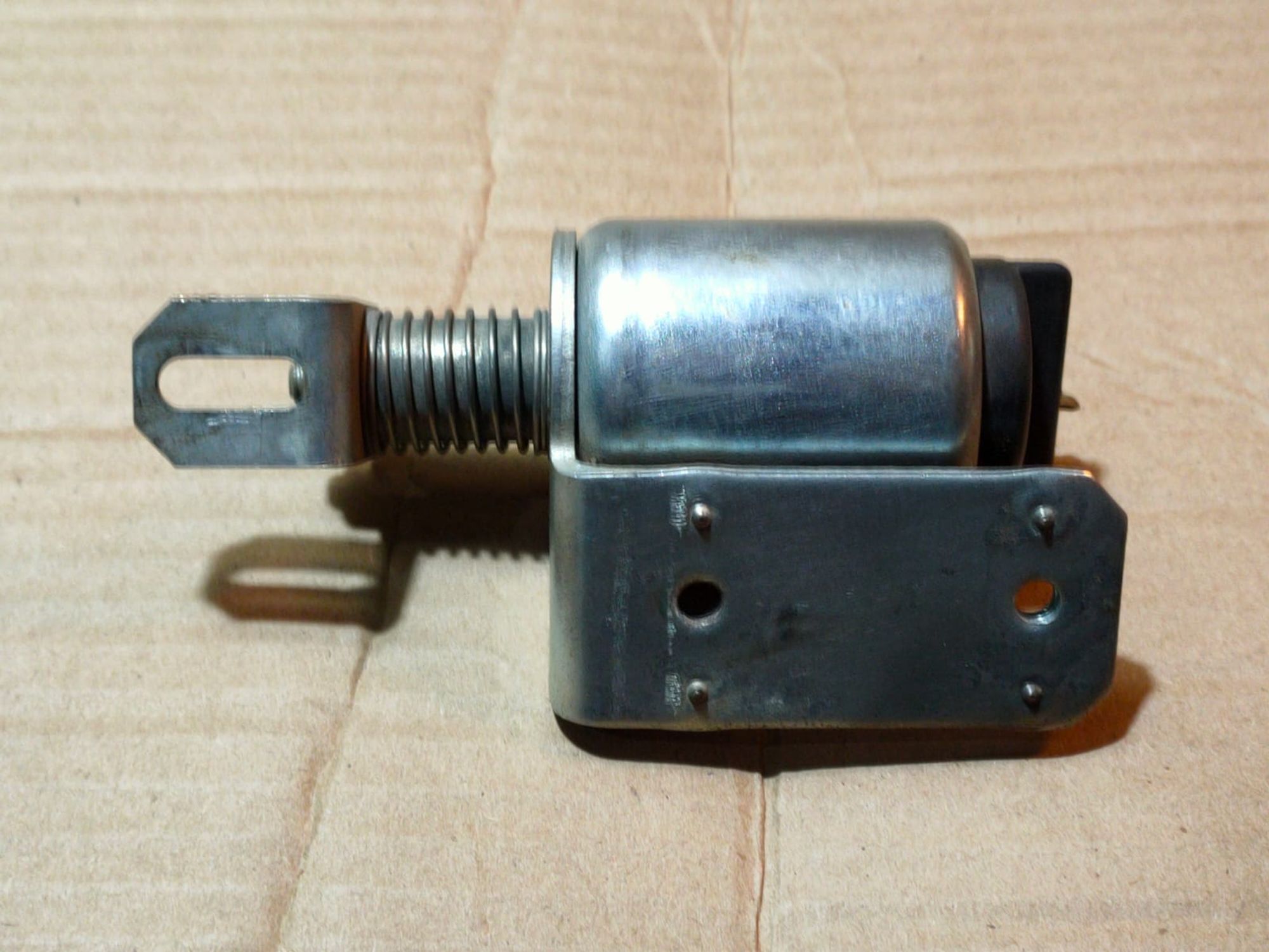 https://ycs.partsauto.market/partsauto-images/thmbs/userImages/d89d66a30f14dbad161fb7a986aa0fe5/part/1b8049d3-d437-46b3-be48-0bdba38b8458_1731321695500.jpg