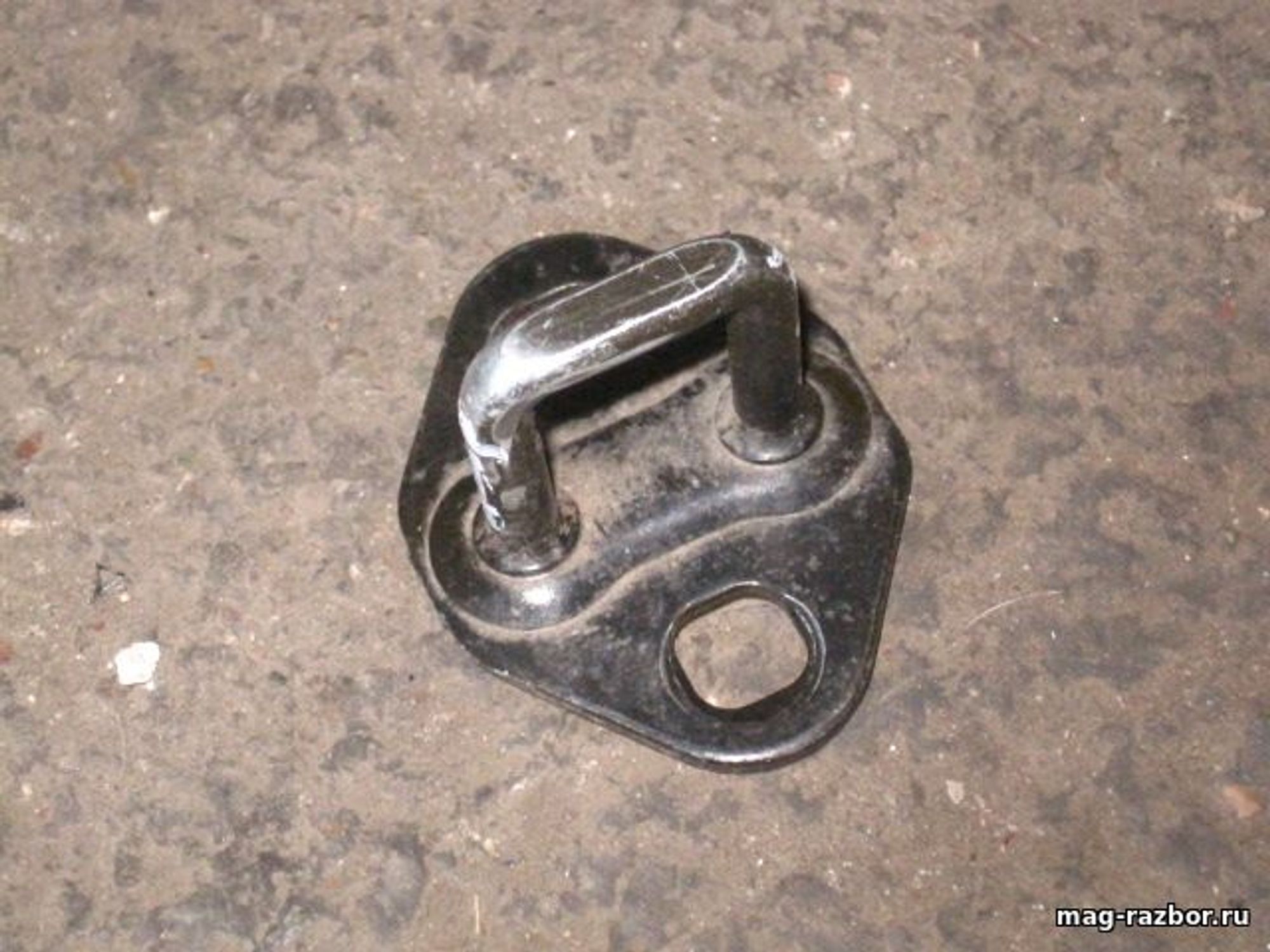 https://ycs.partsauto.market/partsauto-images/thmbs/userImages/d89d66a30f14dbad161fb7a986aa0fe5/part/1b8f7ff4-d035-4cdf-8112-c52e249ab4f0_1715758818691.jpg