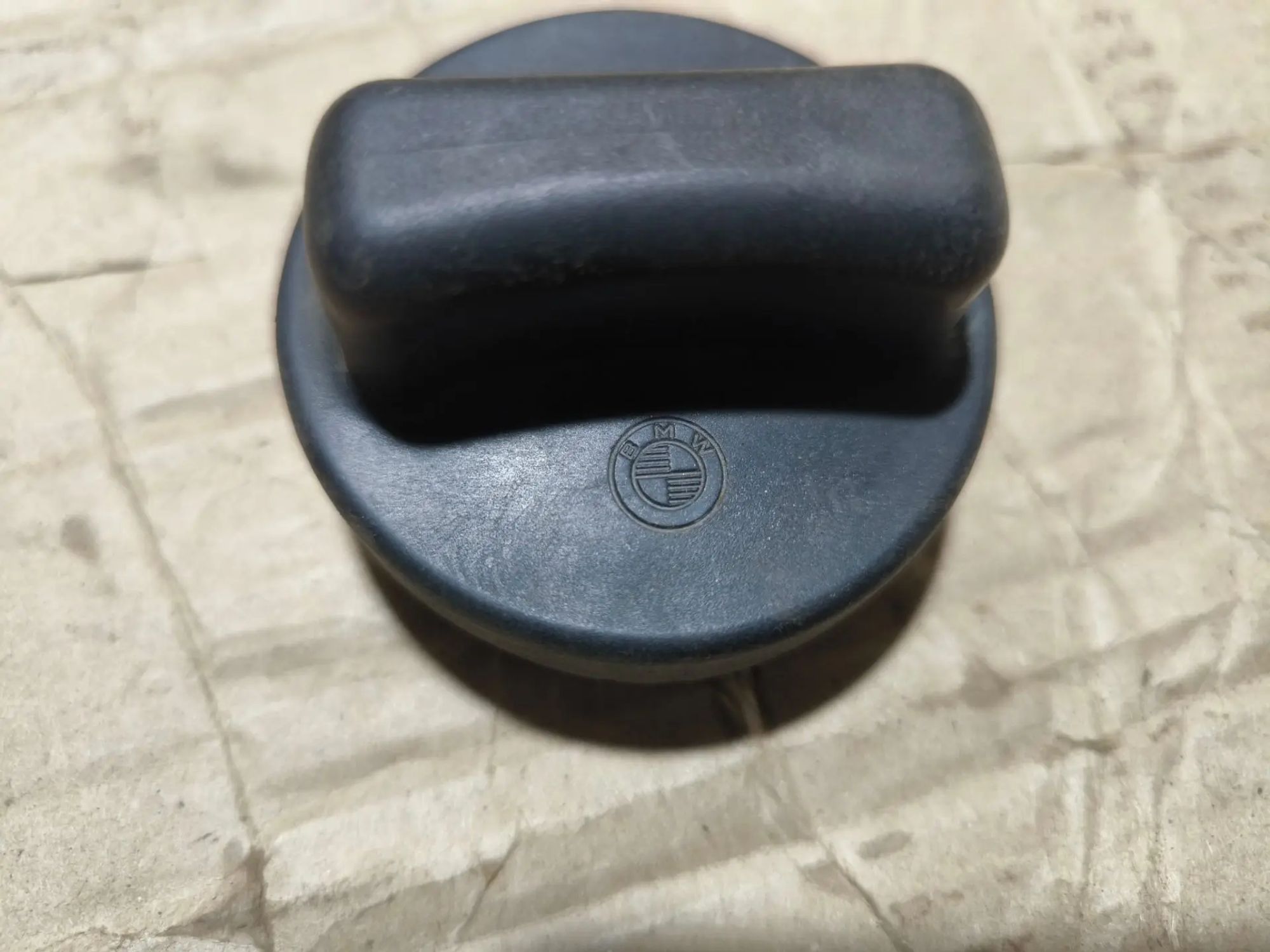 https://ycs.partsauto.market/partsauto-images/thmbs/userImages/d89d66a30f14dbad161fb7a986aa0fe5/part/1c0aa822-c69b-4c65-bce6-b9618f2e8a51_1782880755409.jpg